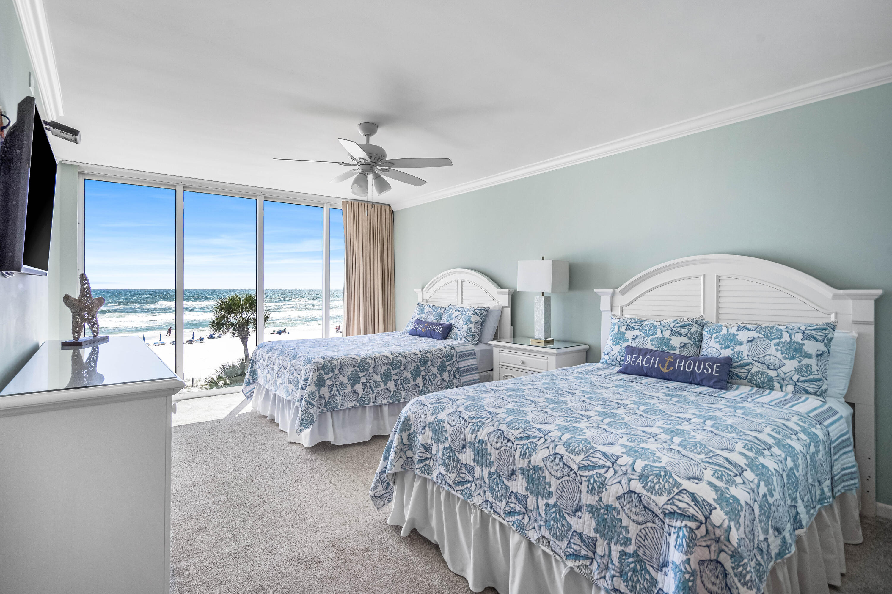 LONG BEACH TOWERS - Residential