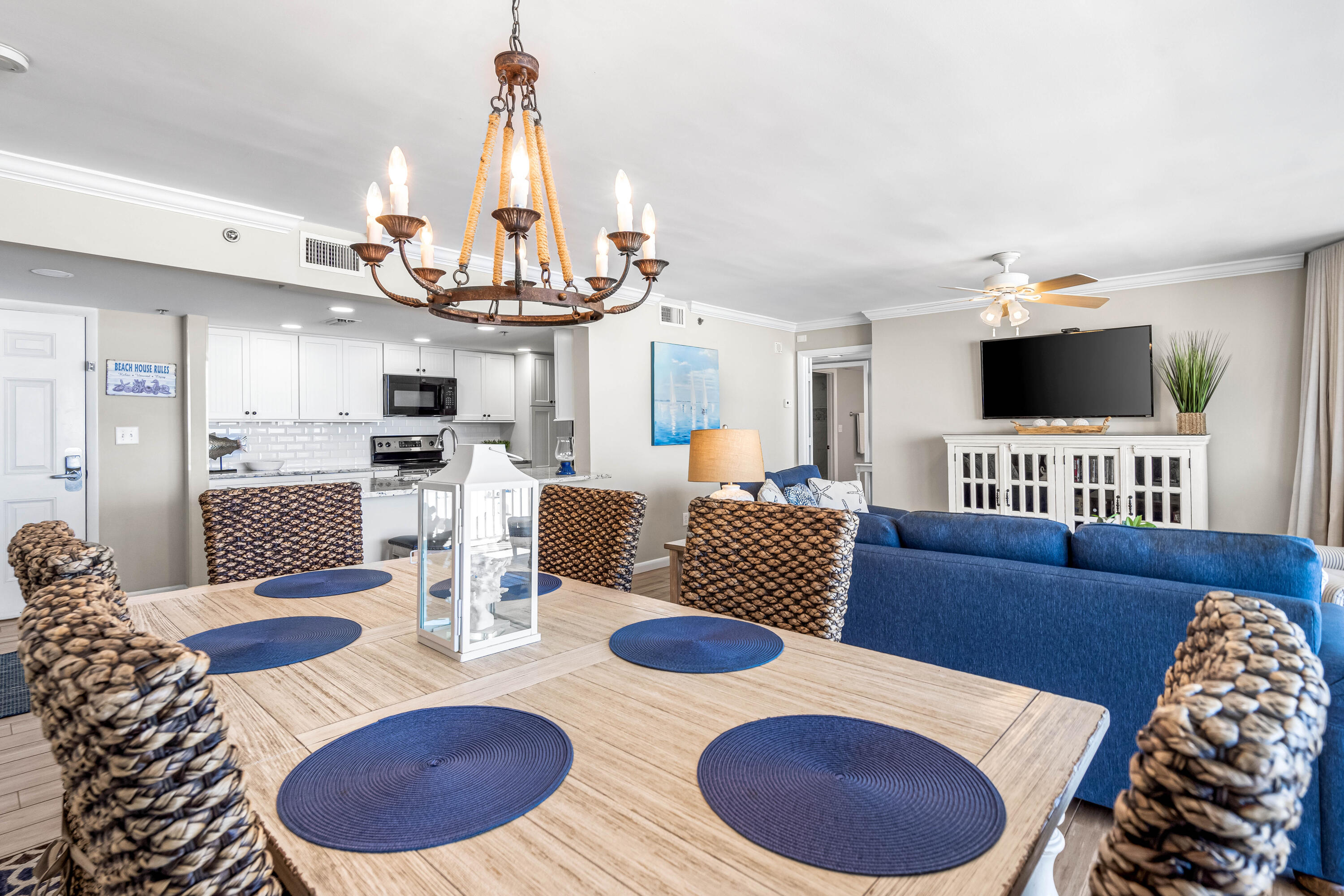 LONG BEACH TOWERS - Residential