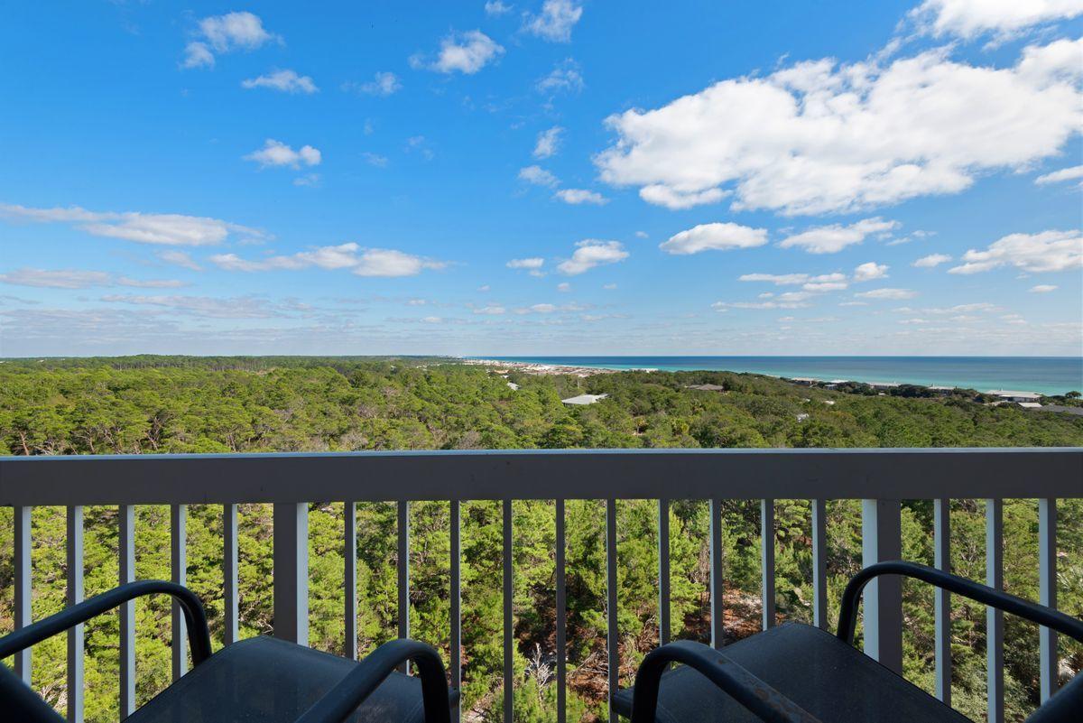 SUMMIT AT TOPS'L (THE) - Residential