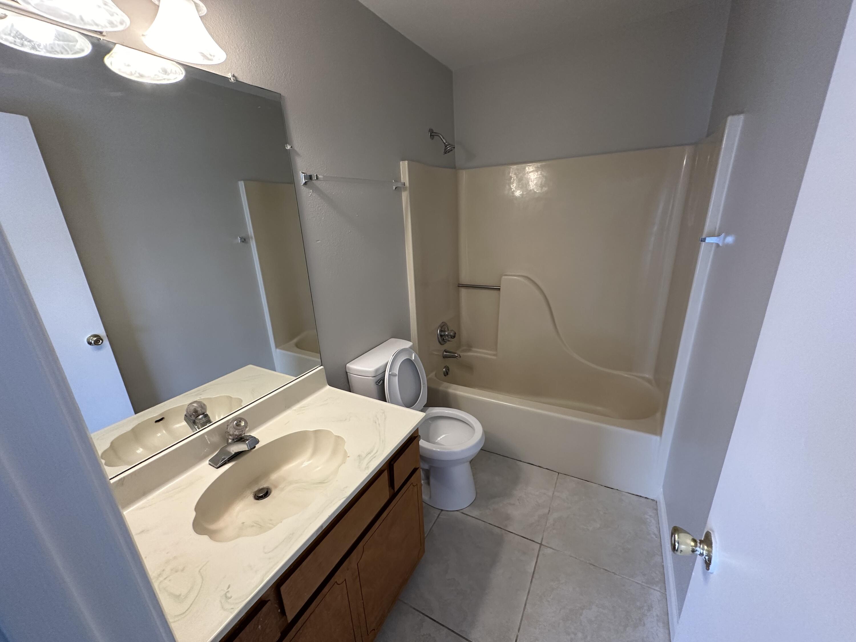 KONA KAI GARDENS T/H - Residential Lease