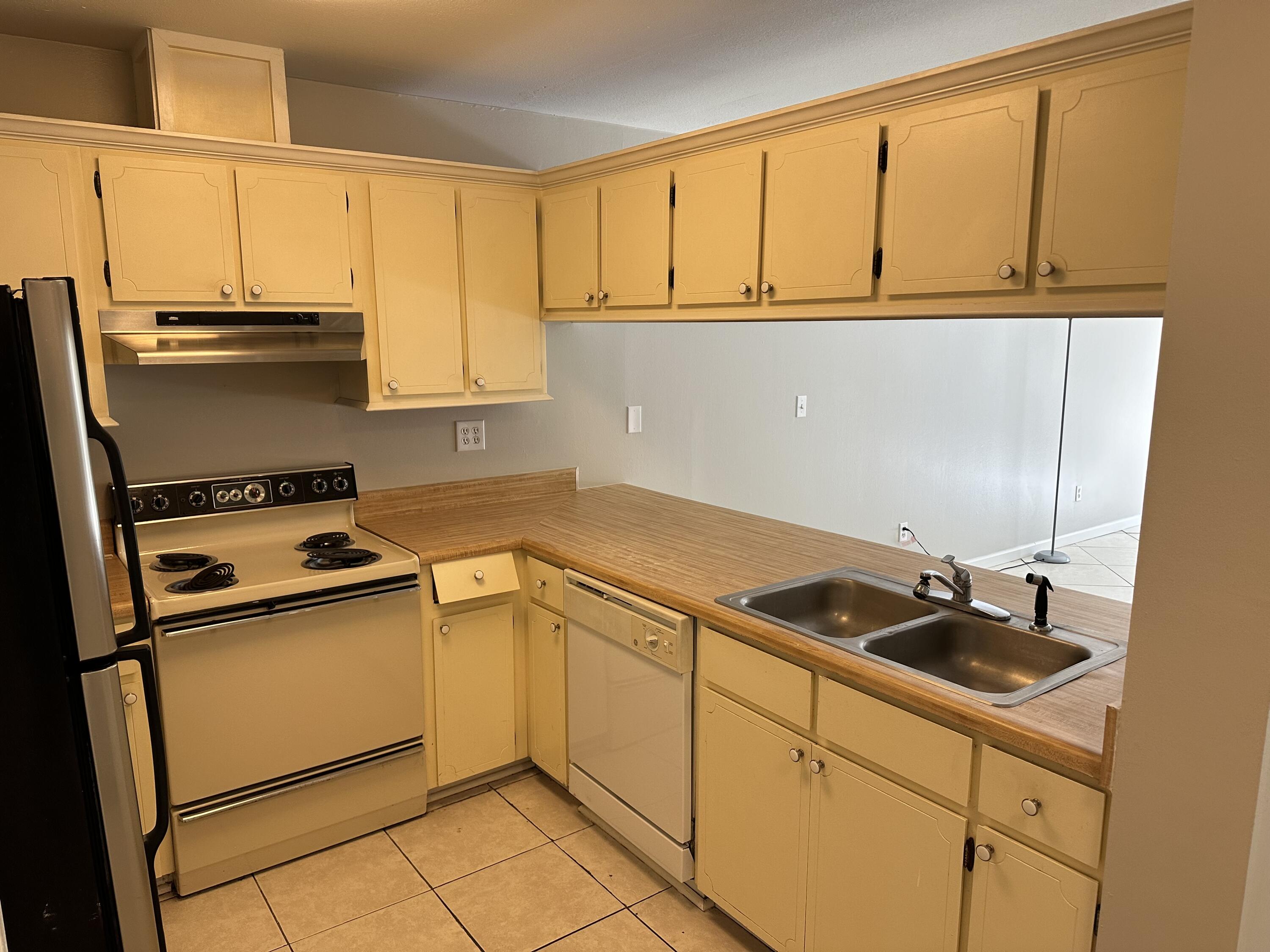 KONA KAI GARDENS T/H - Residential Lease