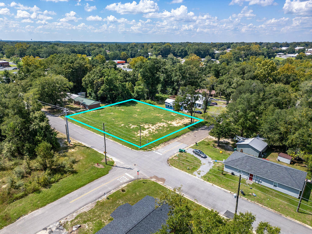 TOWN OF DEFUNIAK - Land