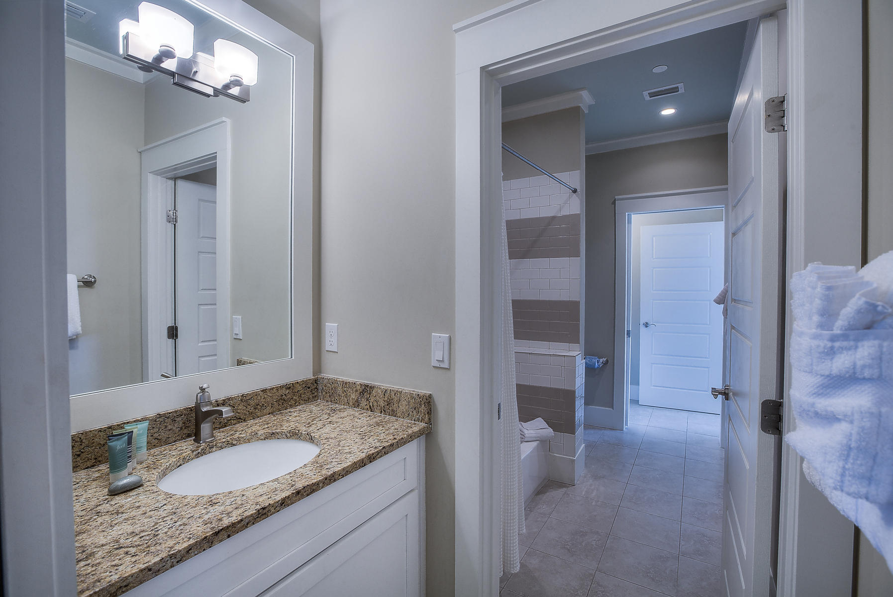 TRESCA PLACE - Residential