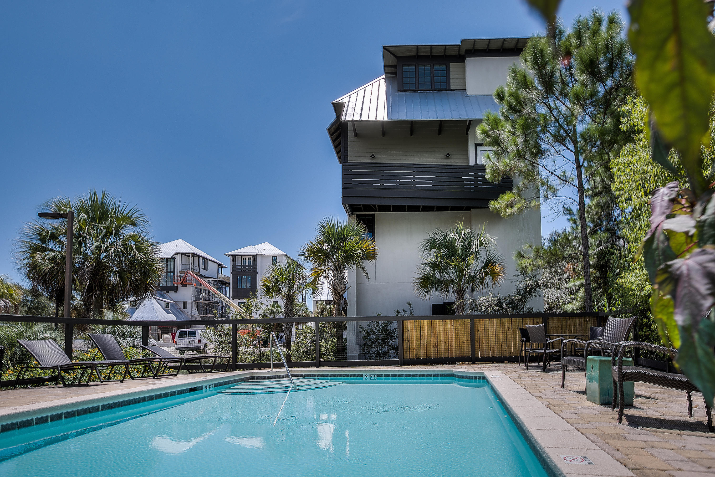 TRESCA PLACE - Residential