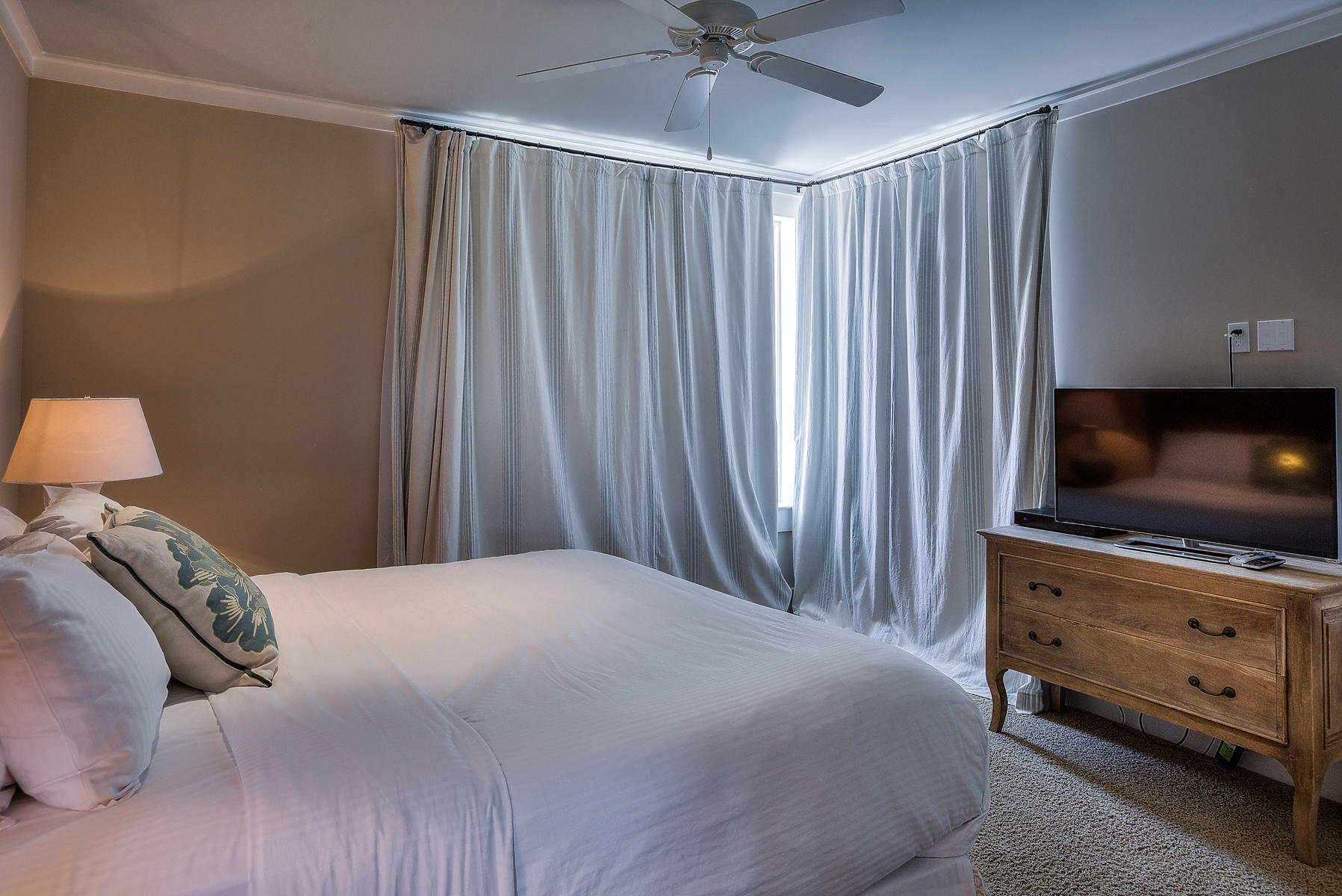 TRESCA PLACE - Residential