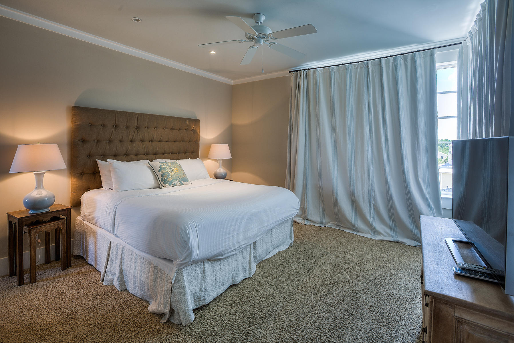 TRESCA PLACE - Residential