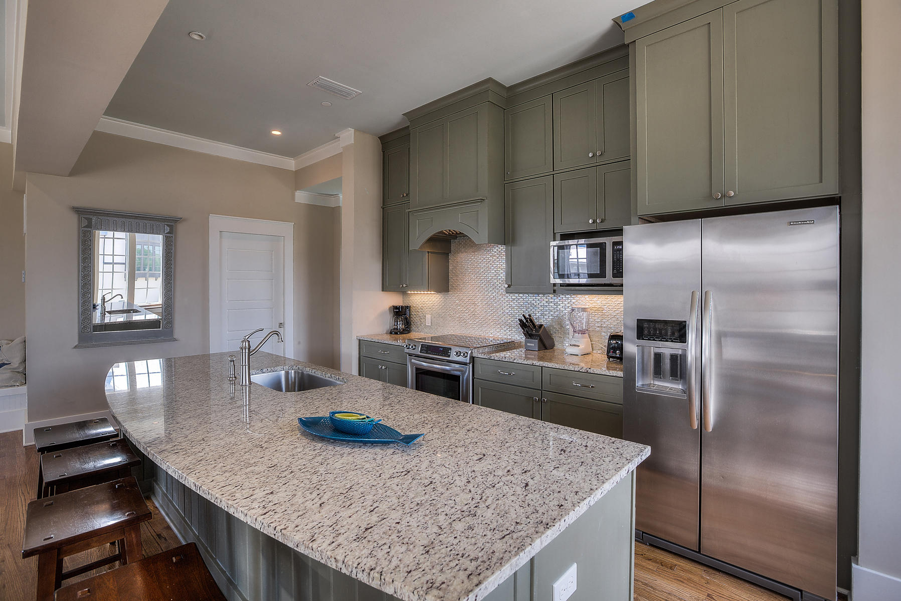 TRESCA PLACE - Residential