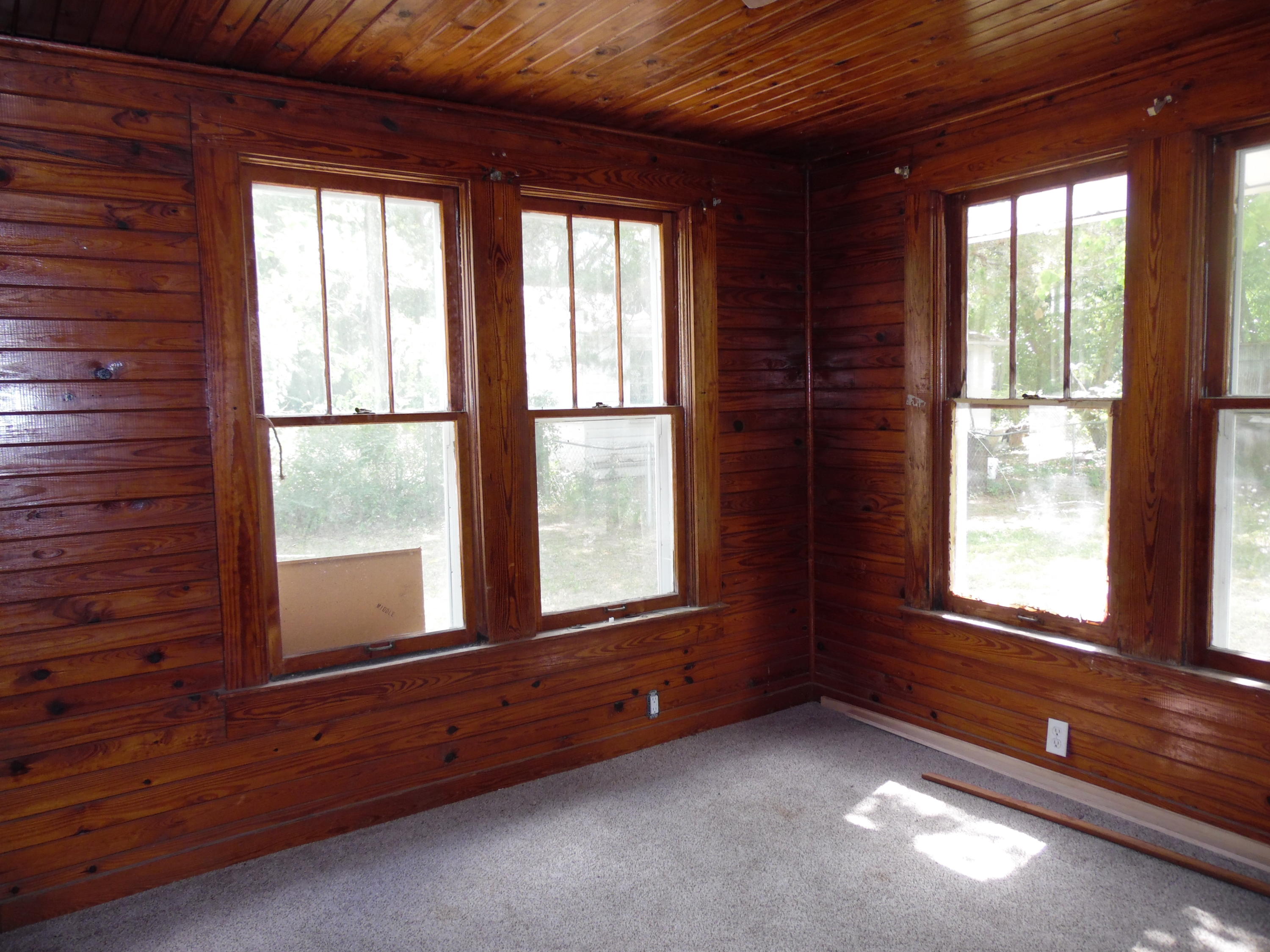 TOWN OF DEFUNIAK SPRINGS - Residential