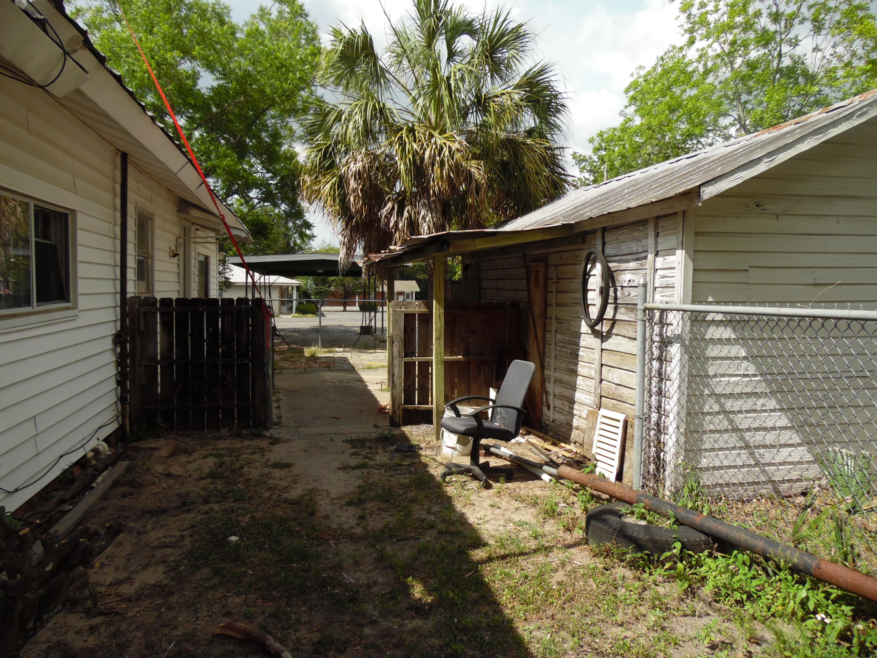 TOWN OF DEFUNIAK SPRINGS - Residential