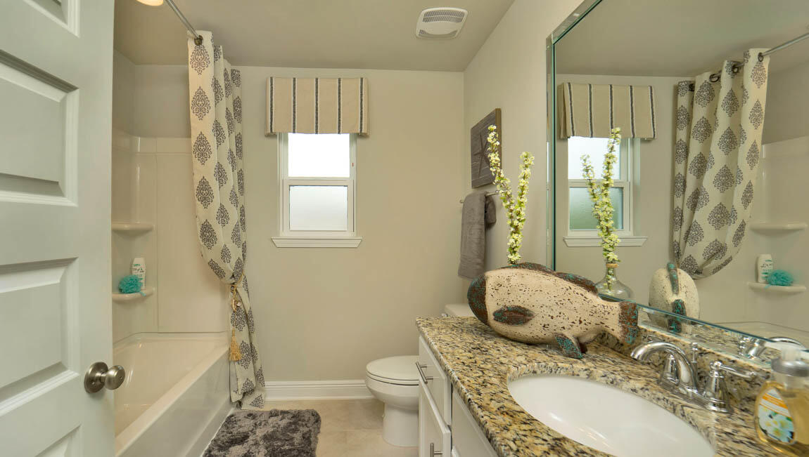 LAGRANGE LANDING - Residential