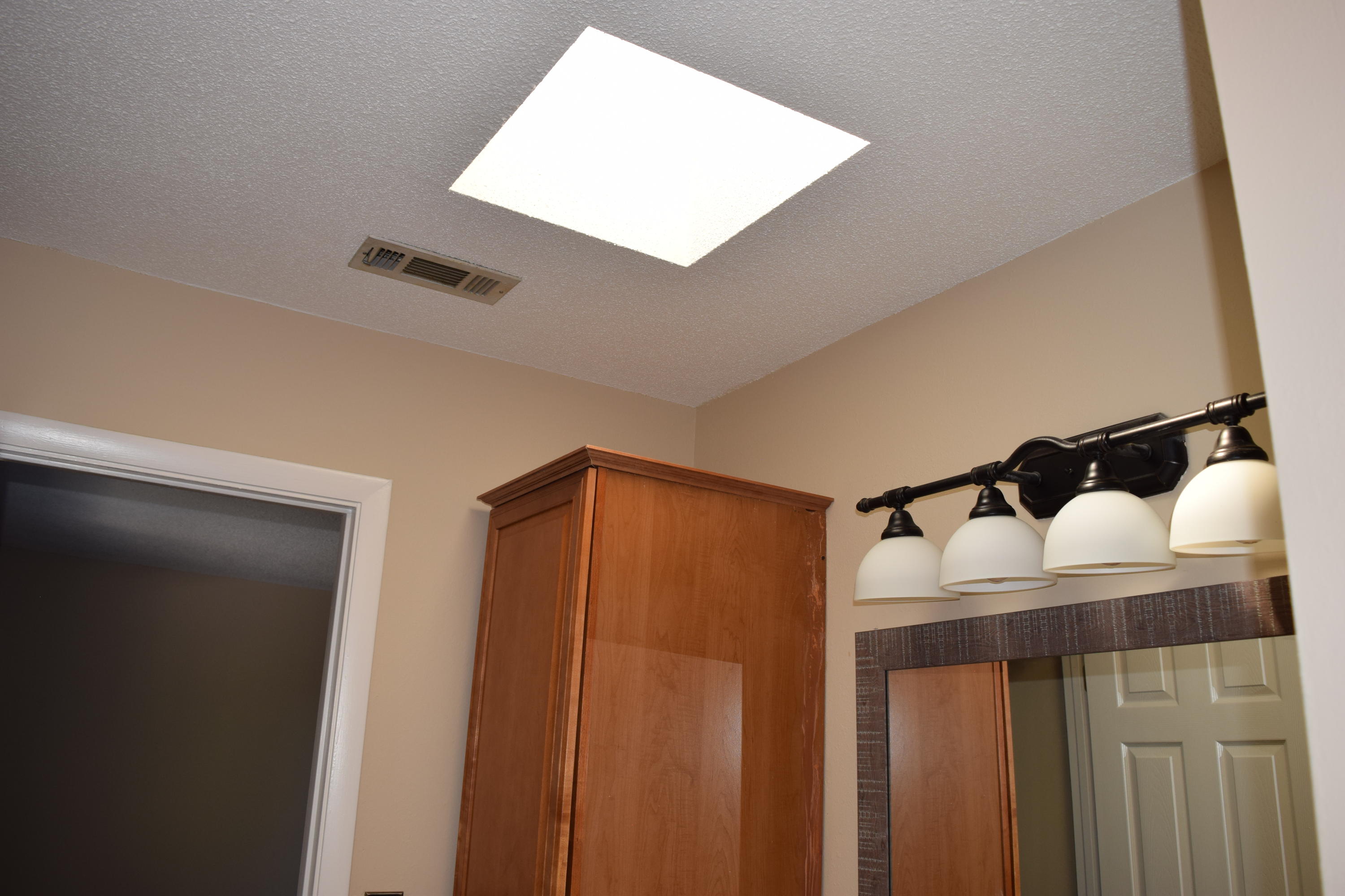 KELL-AIRE GARDENS - Residential