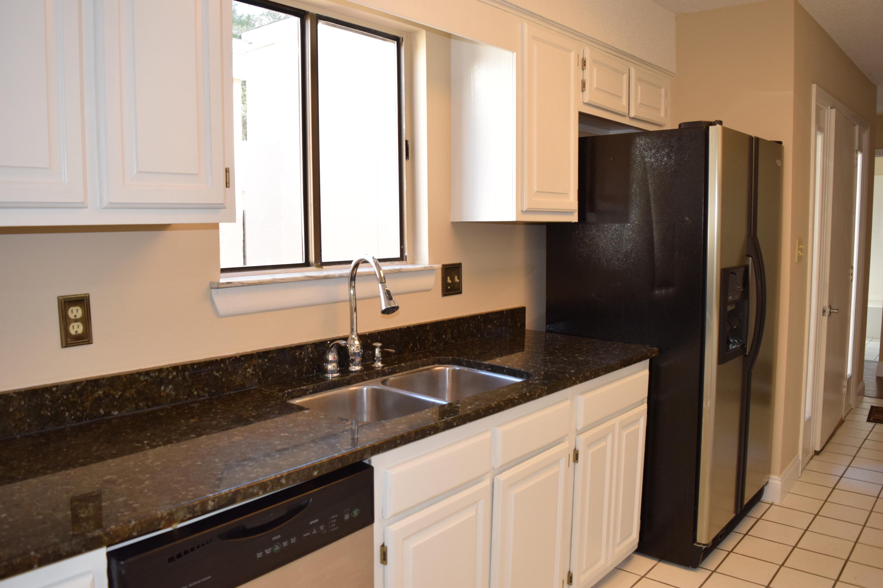 KELL-AIRE GARDENS - Residential