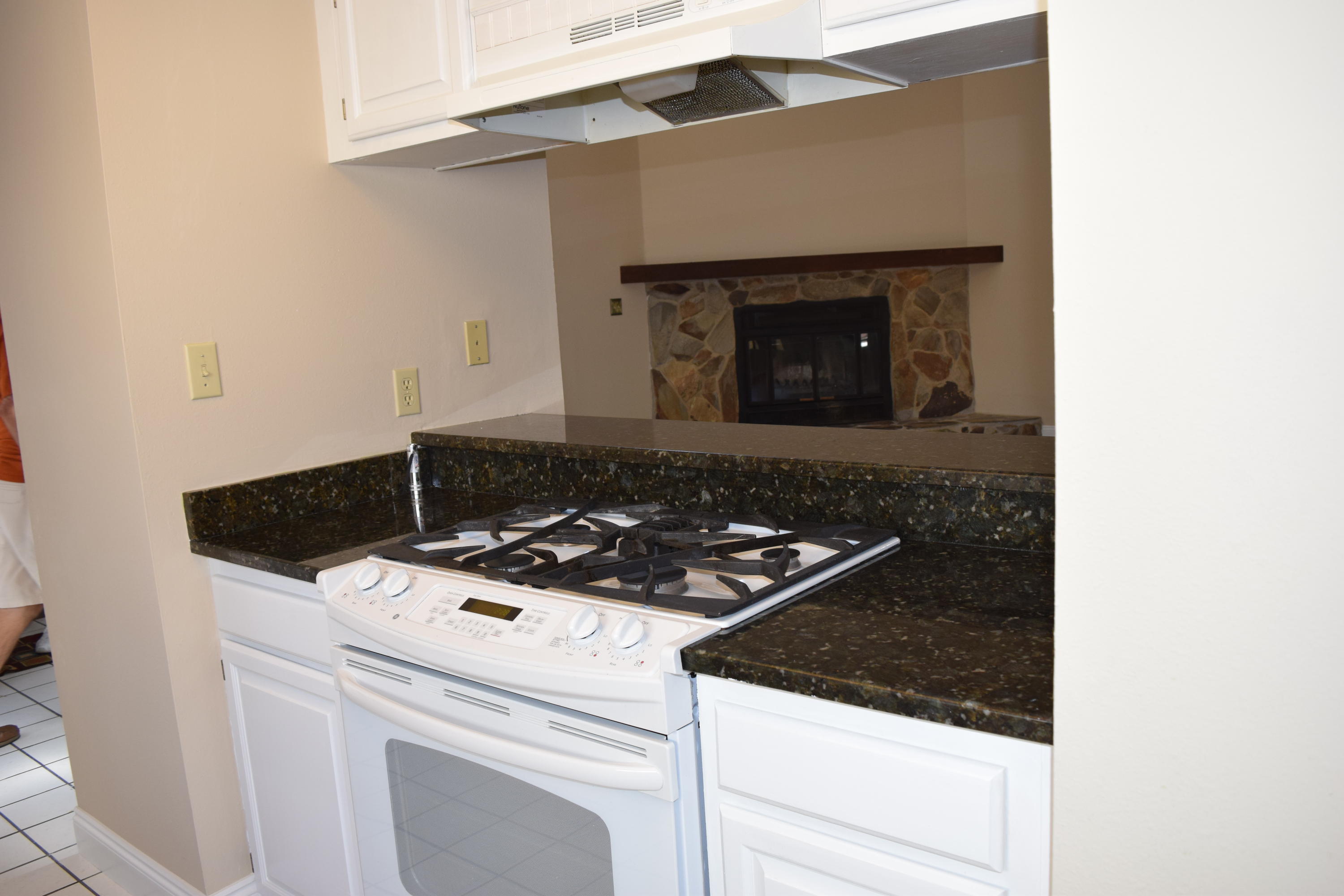 KELL-AIRE GARDENS - Residential