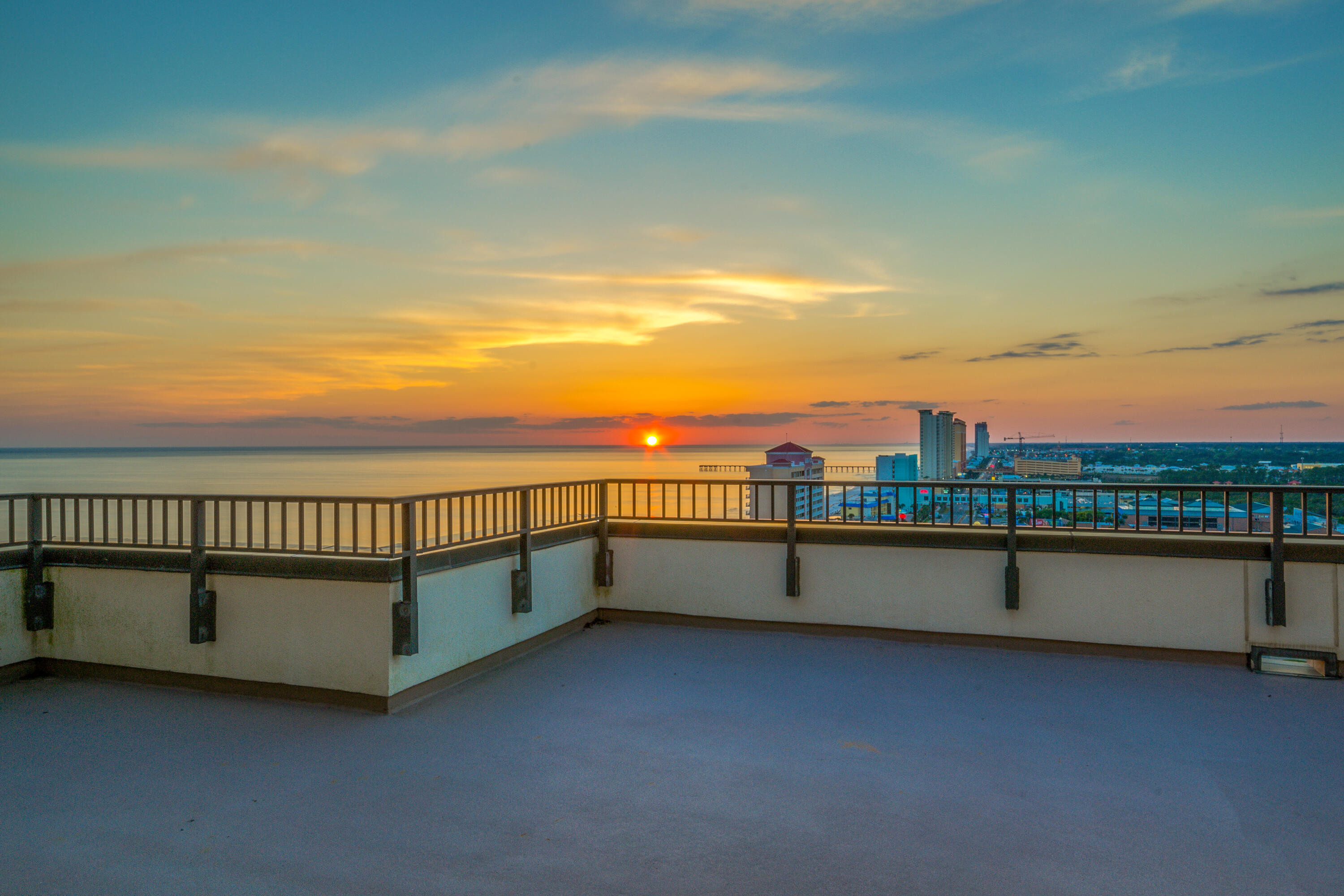 ORIGIN AT SEAHAVEN - Residential