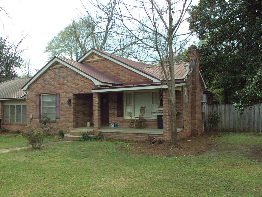 This is a good Older Home, on Three Bakerlots This Home is Brick with a Fireplace and has extra room for another Bath, It has Renovations and great appliances. It is near Grocery Store, The School and Churches.. Ir is well worth the Money. Just Take a look