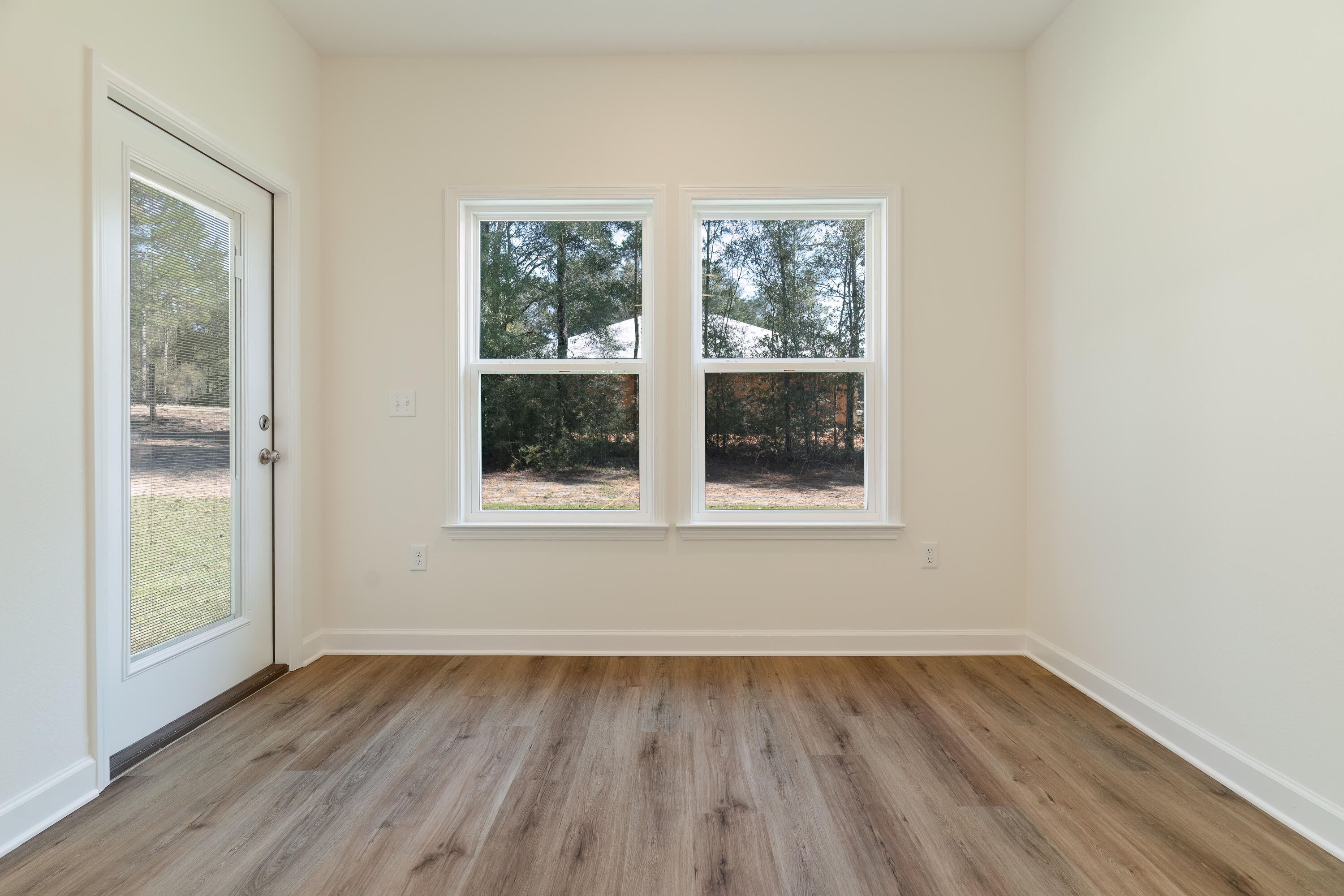 OAK HOLLOW - Residential