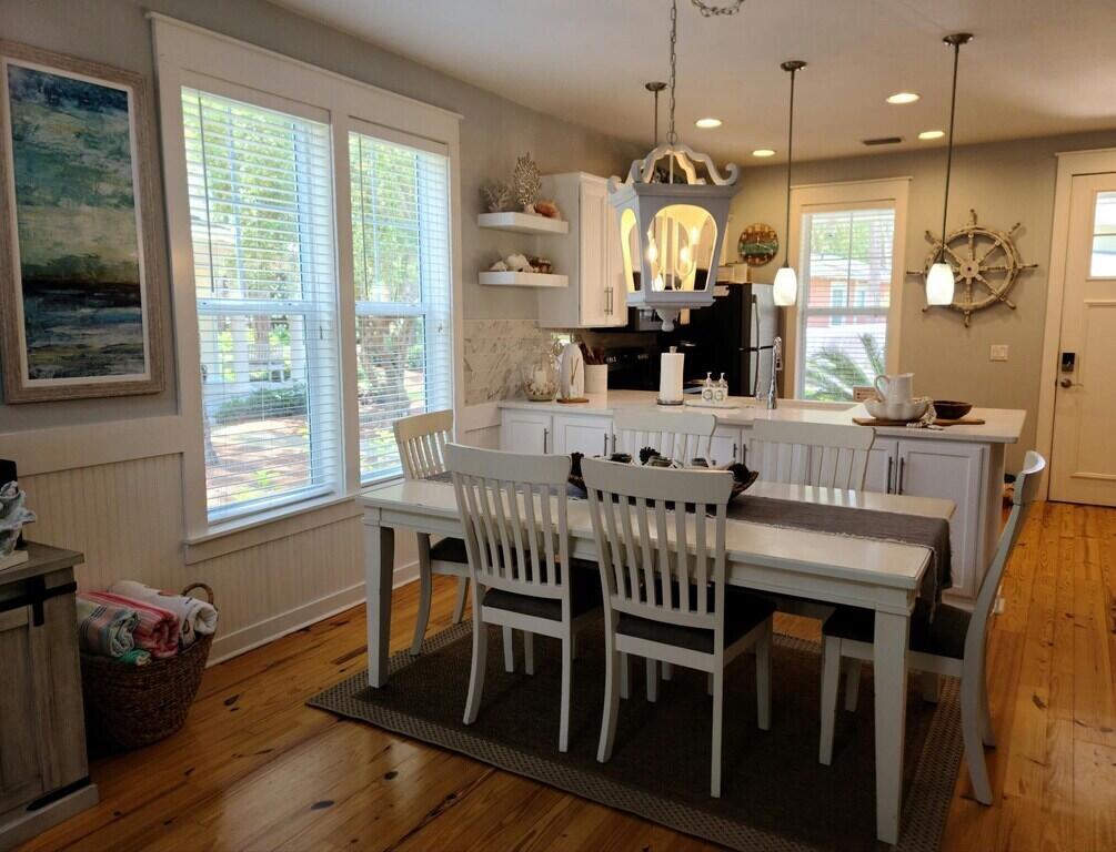 LAUREL GROVE - Residential