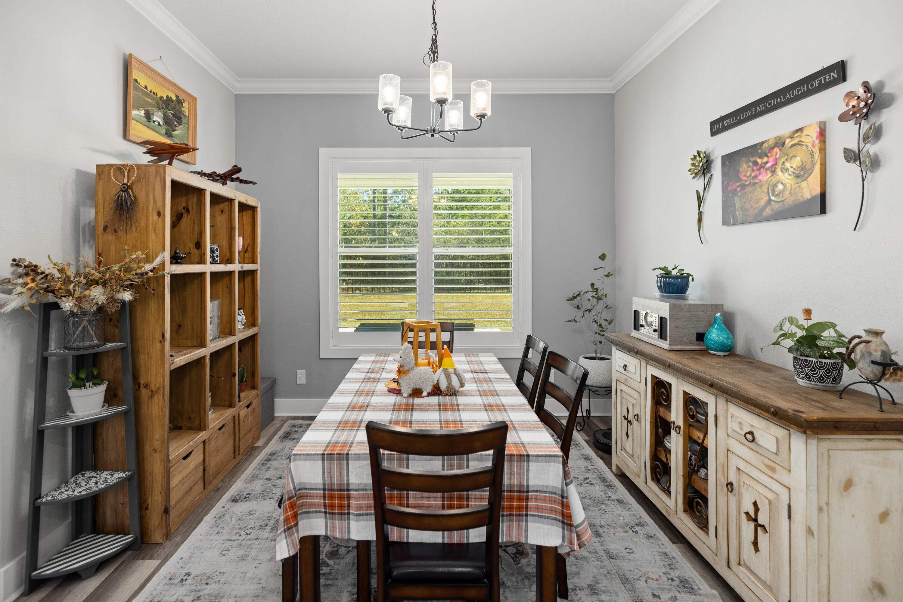 WOLFORD ACRES - Residential