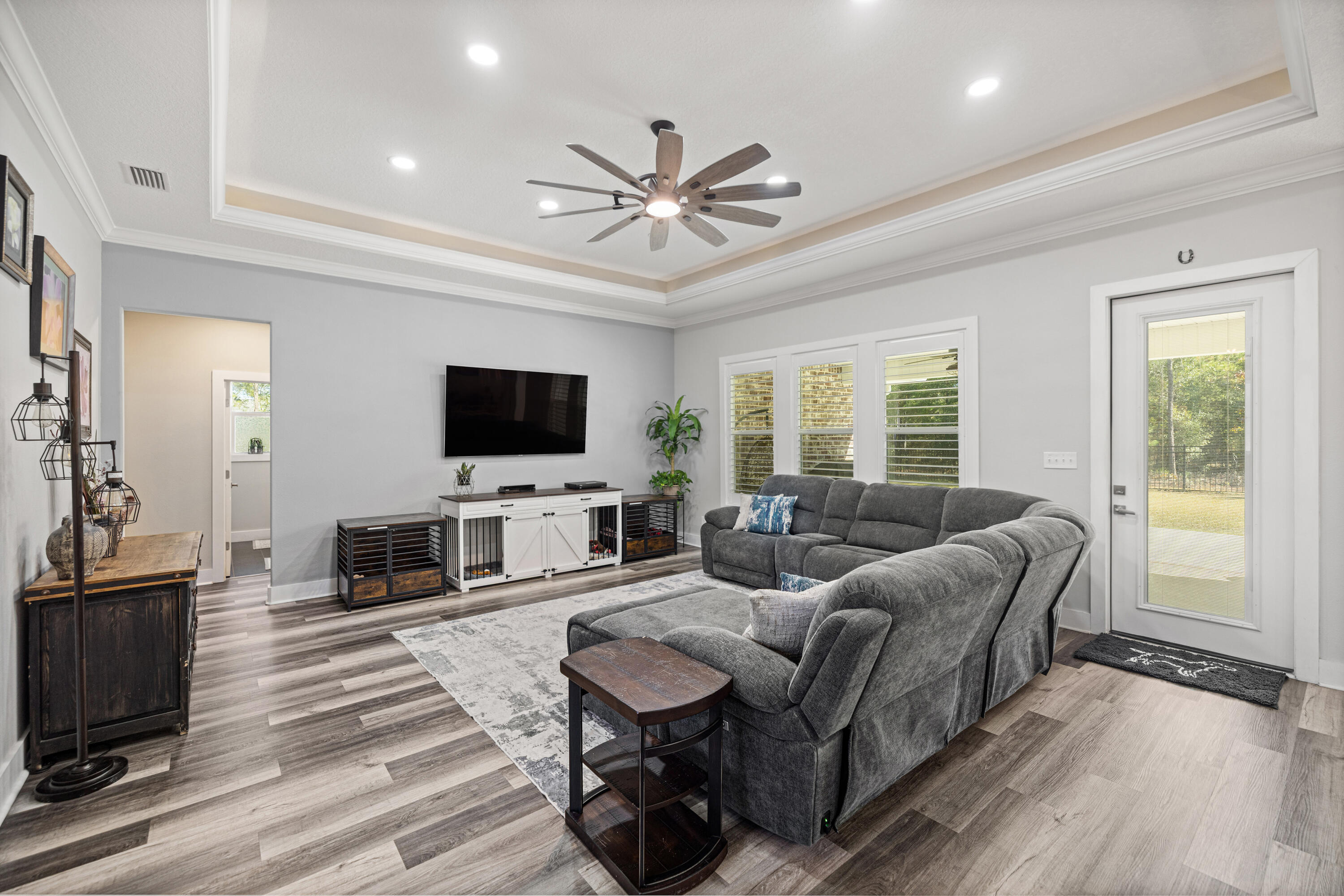 WOLFORD ACRES - Residential