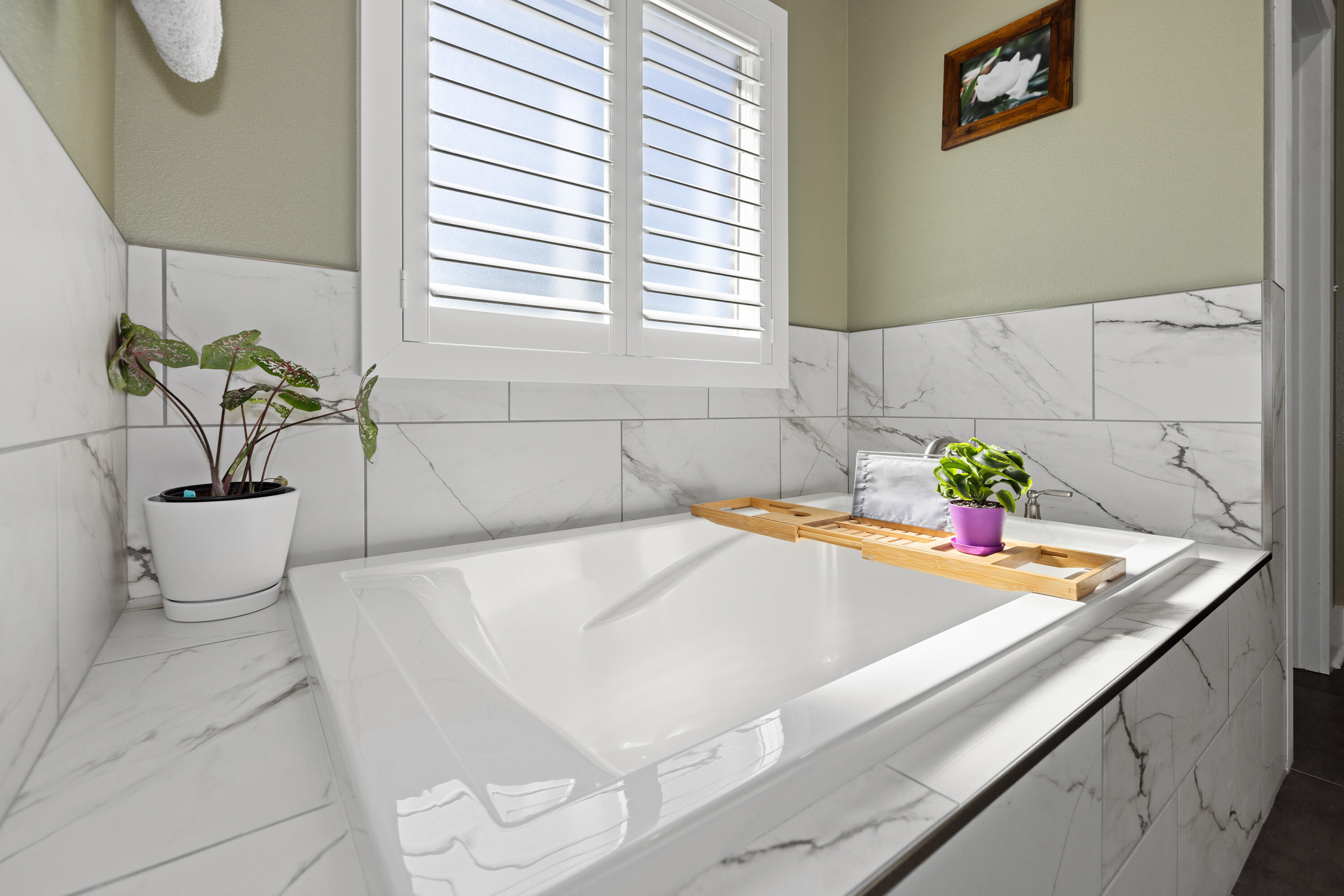 WOLFORD ACRES - Residential