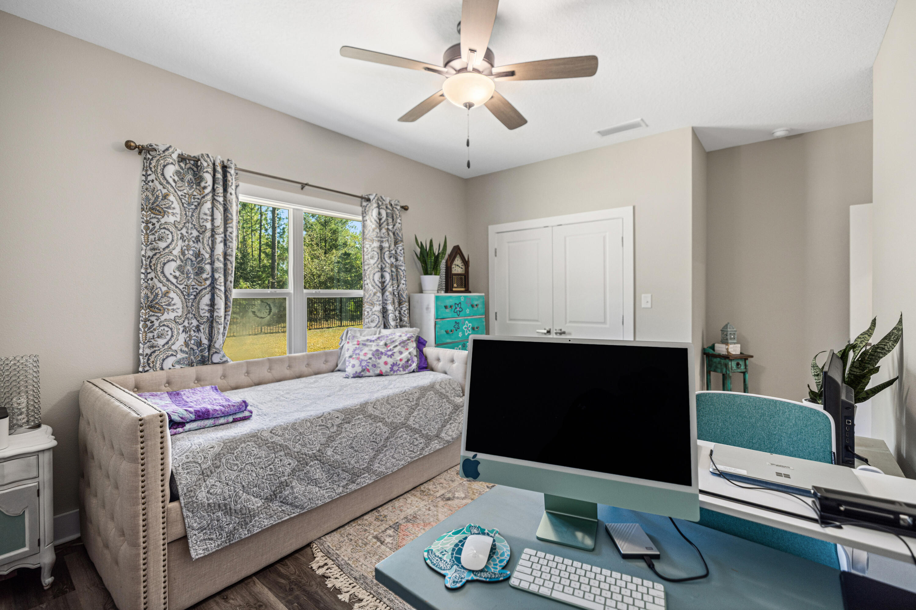 WOLFORD ACRES - Residential