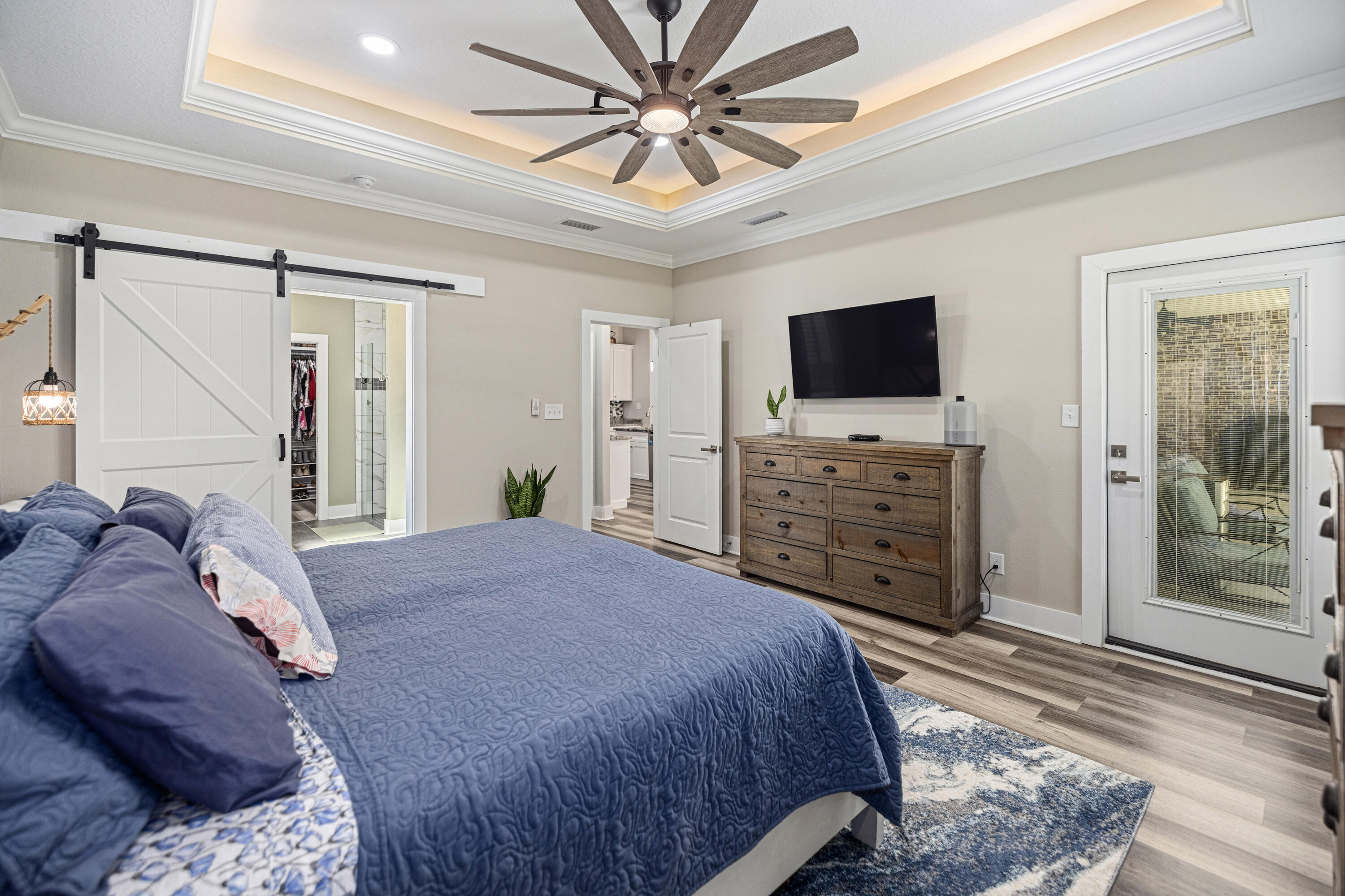 WOLFORD ACRES - Residential