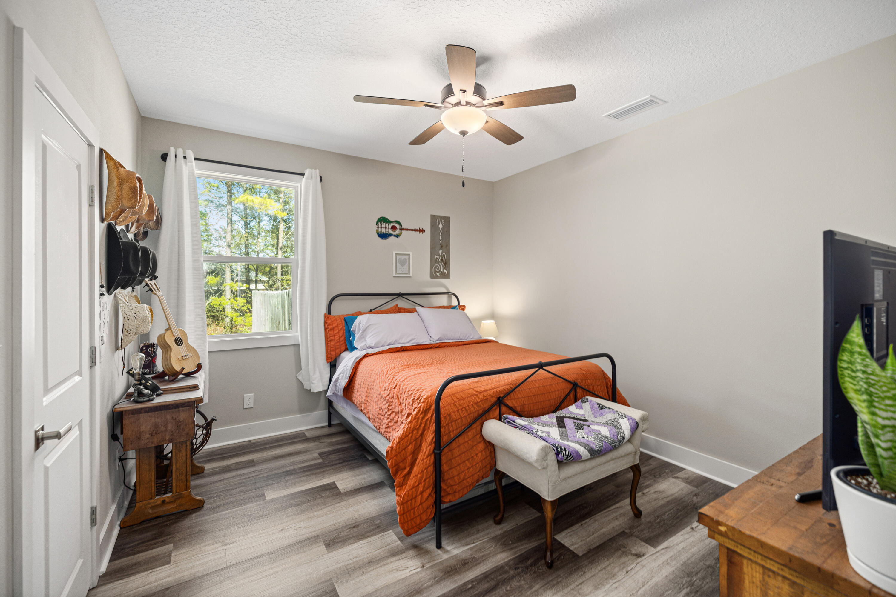 WOLFORD ACRES - Residential