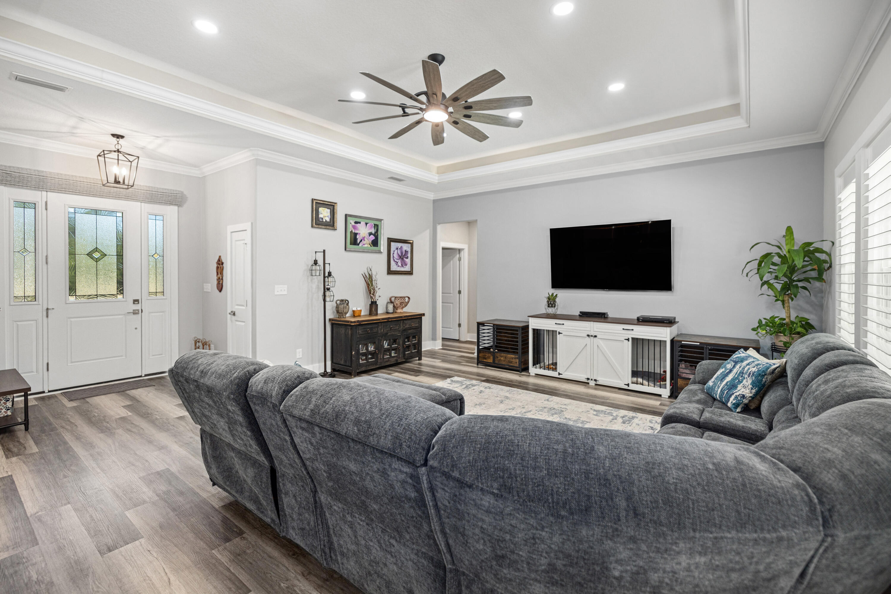 WOLFORD ACRES - Residential