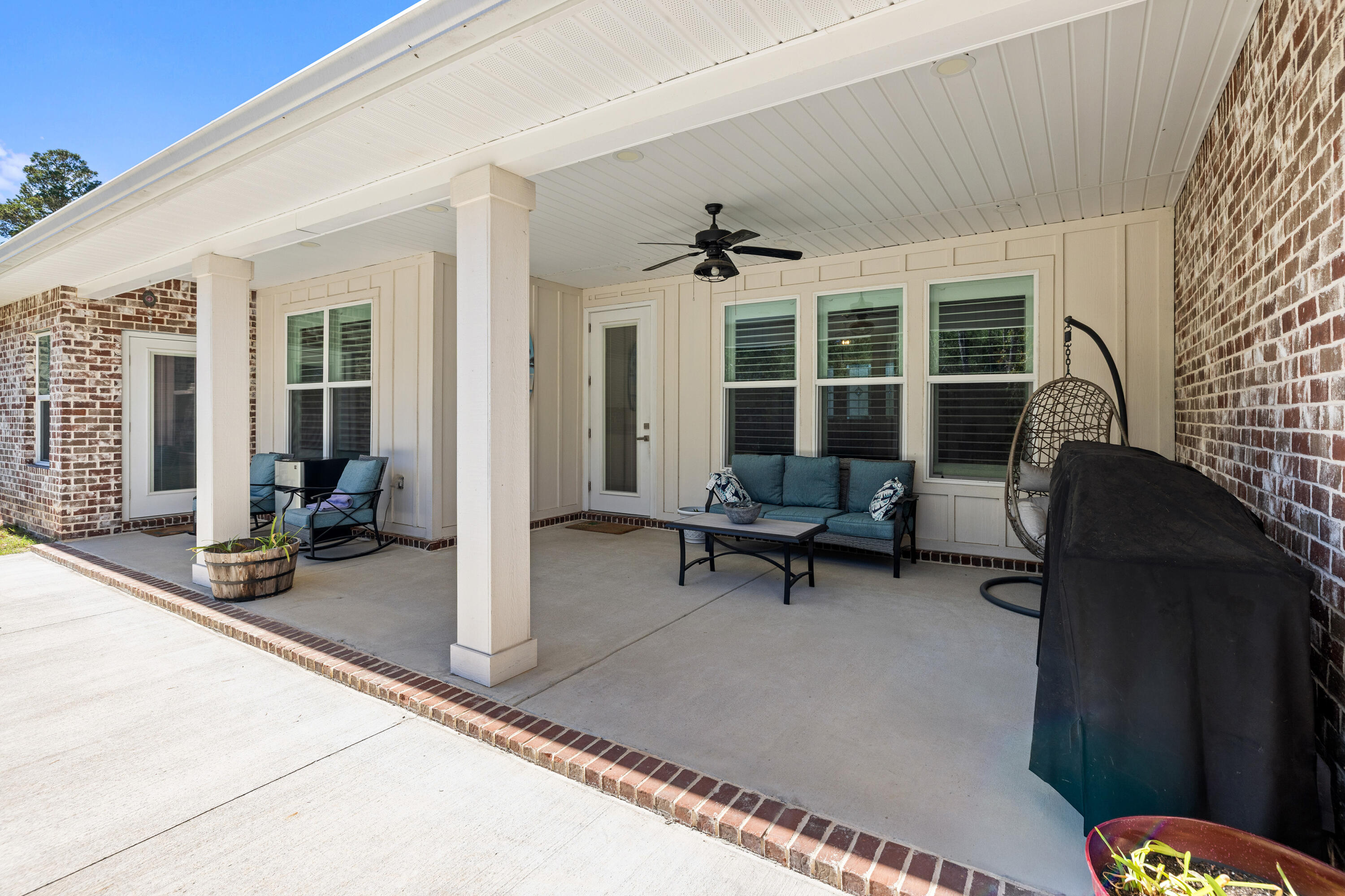 WOLFORD ACRES - Residential