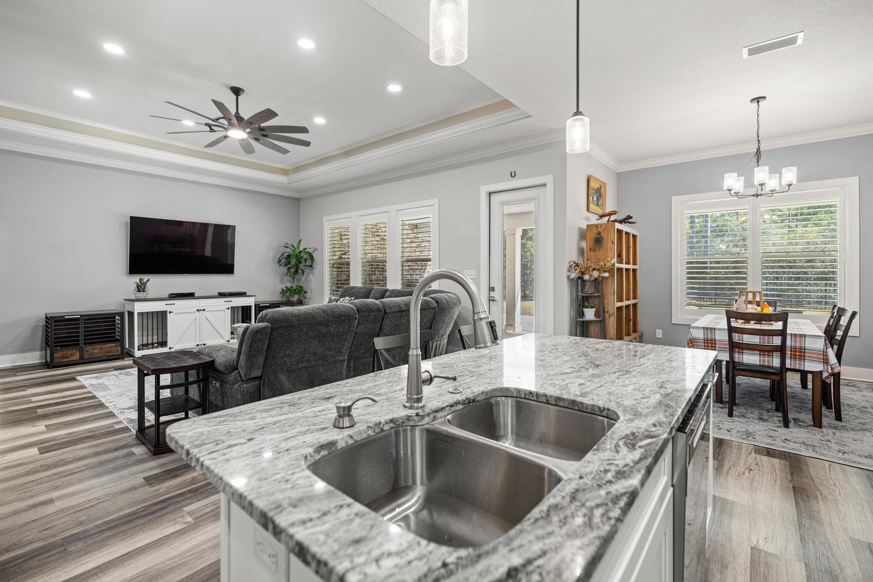 WOLFORD ACRES - Residential