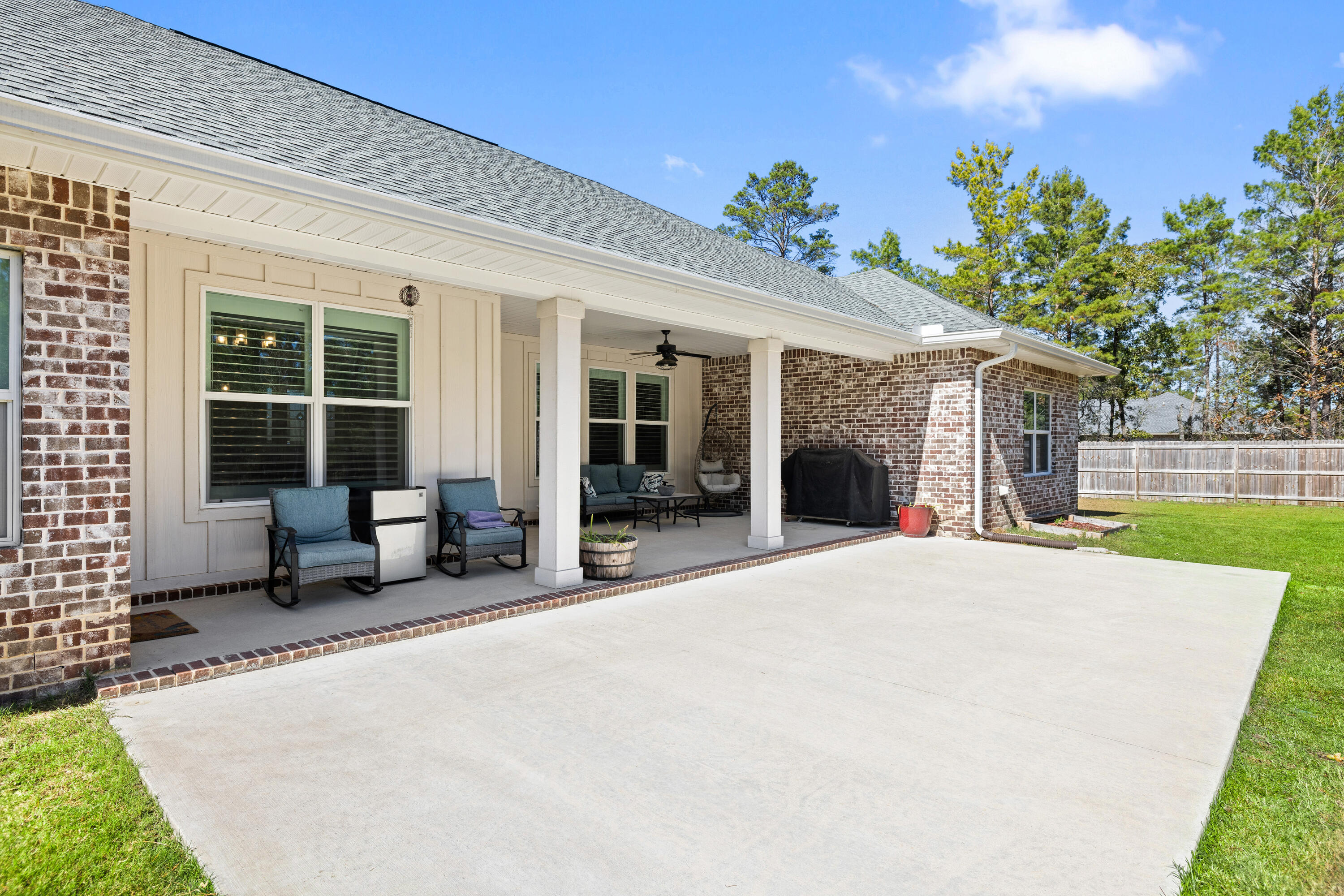 WOLFORD ACRES - Residential