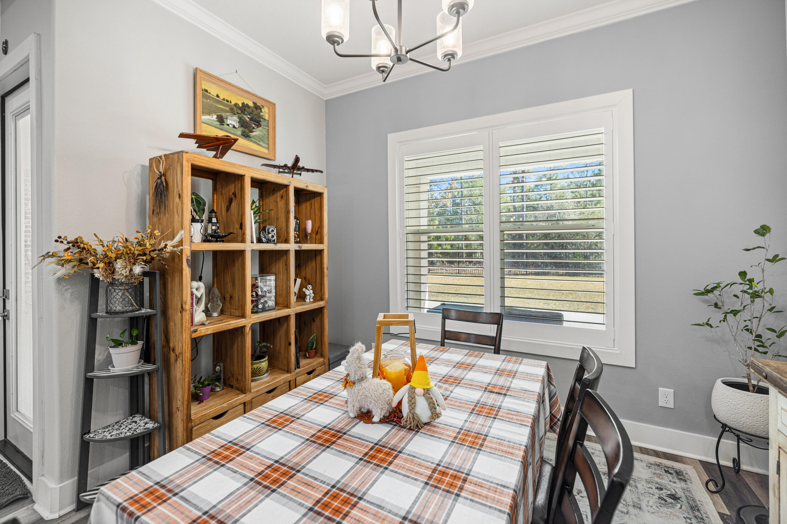 WOLFORD ACRES - Residential