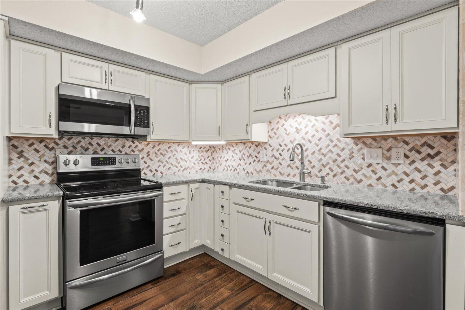 RIVIERA 615 CONDO - Residential