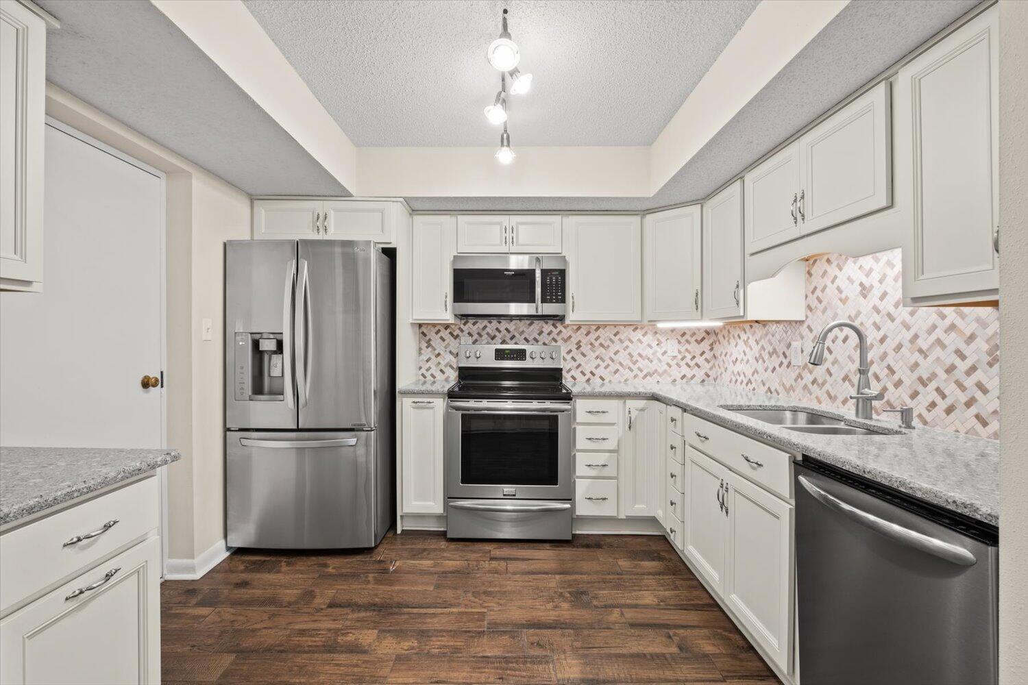 RIVIERA 615 CONDO - Residential