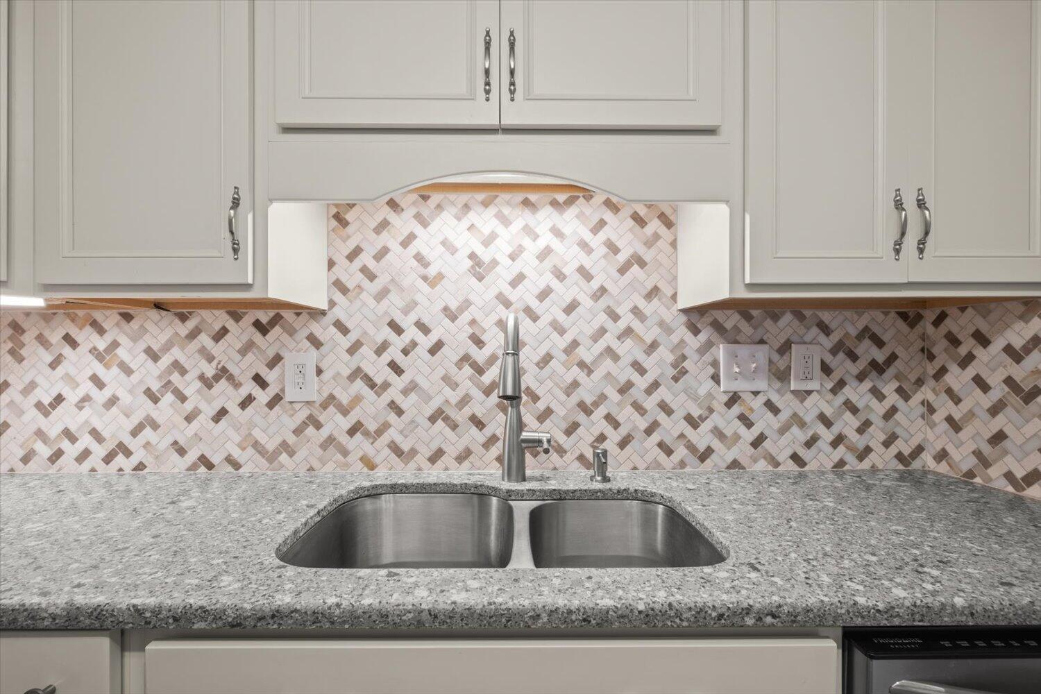 RIVIERA 615 CONDO - Residential