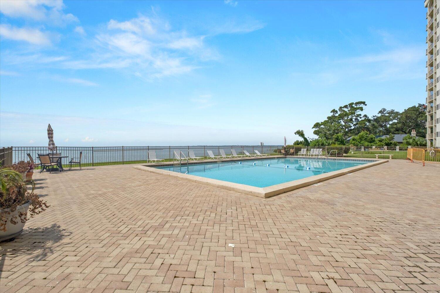 RIVIERA 615 CONDO - Residential