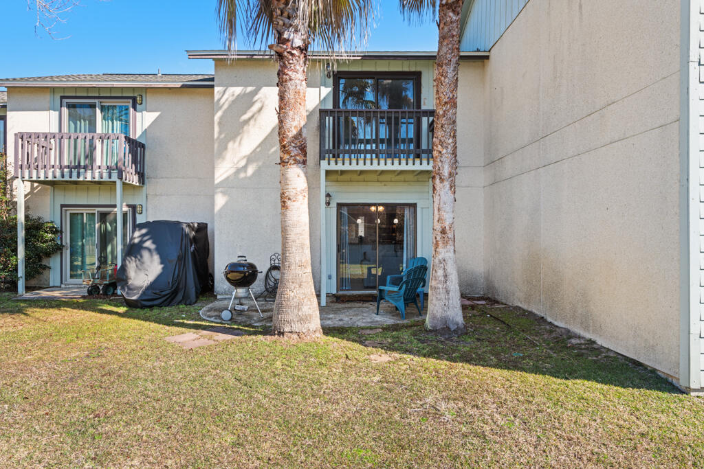 LA MAR WEST T/H PH 2 - Residential