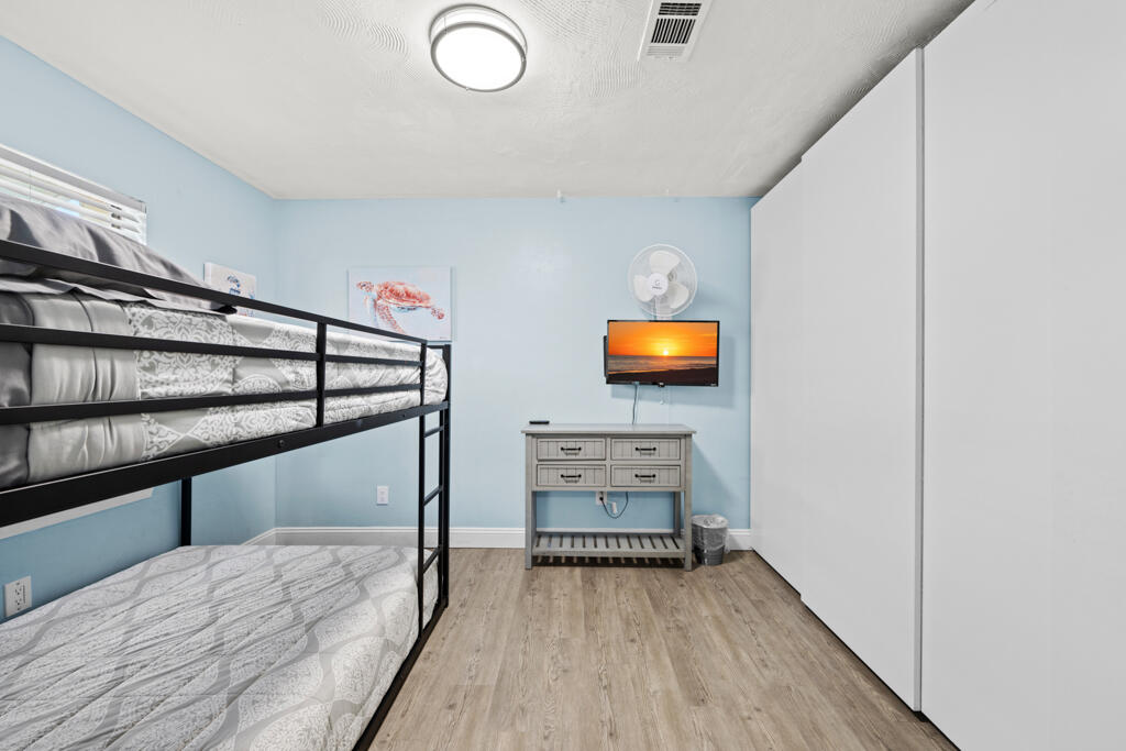 LA MAR WEST T/H PH 2 - Residential