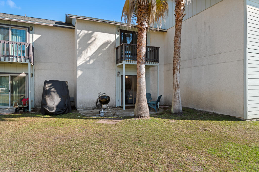 LA MAR WEST T/H PH 2 - Residential