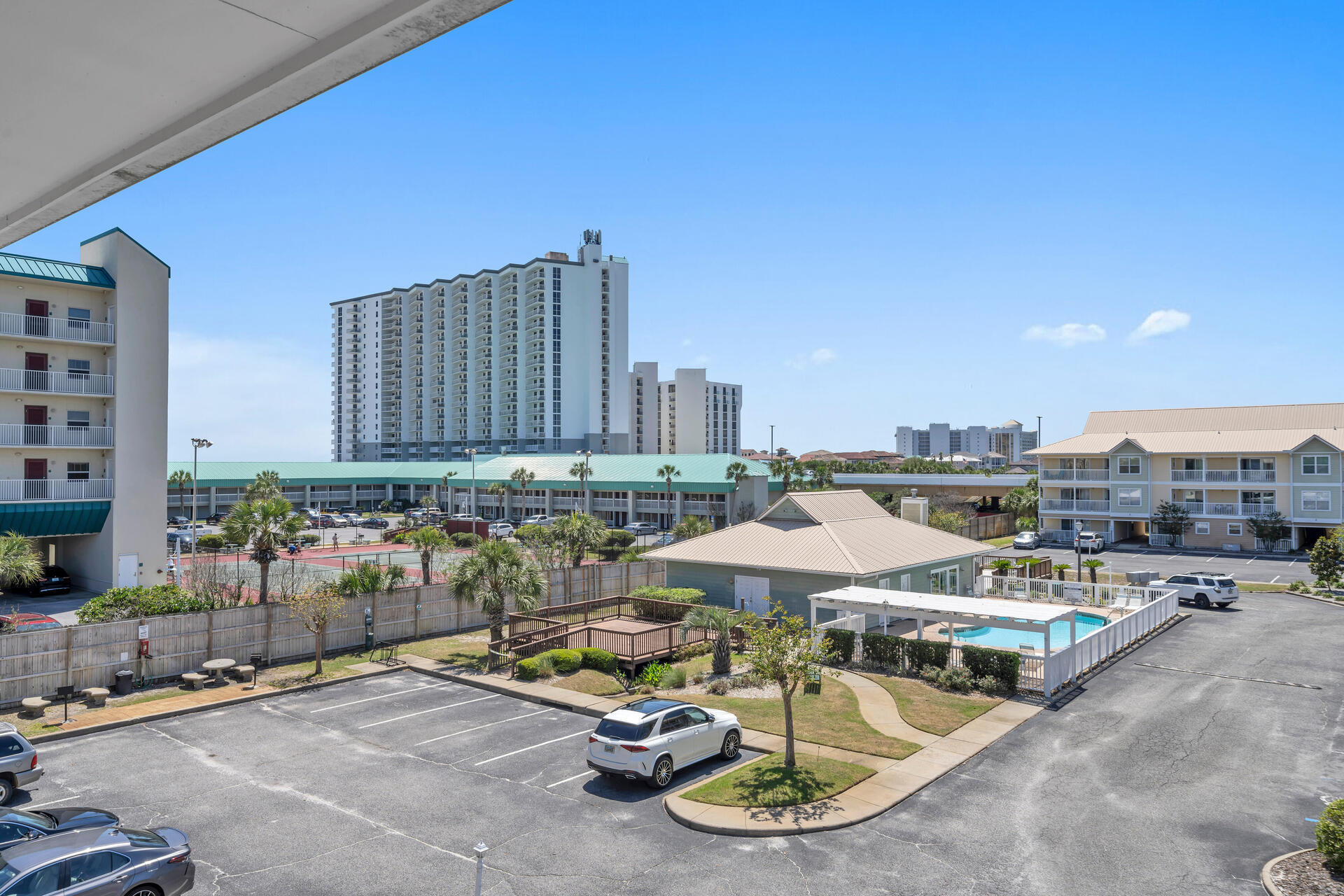 ST MARTIN BEACHWALK VILLAS - Residential
