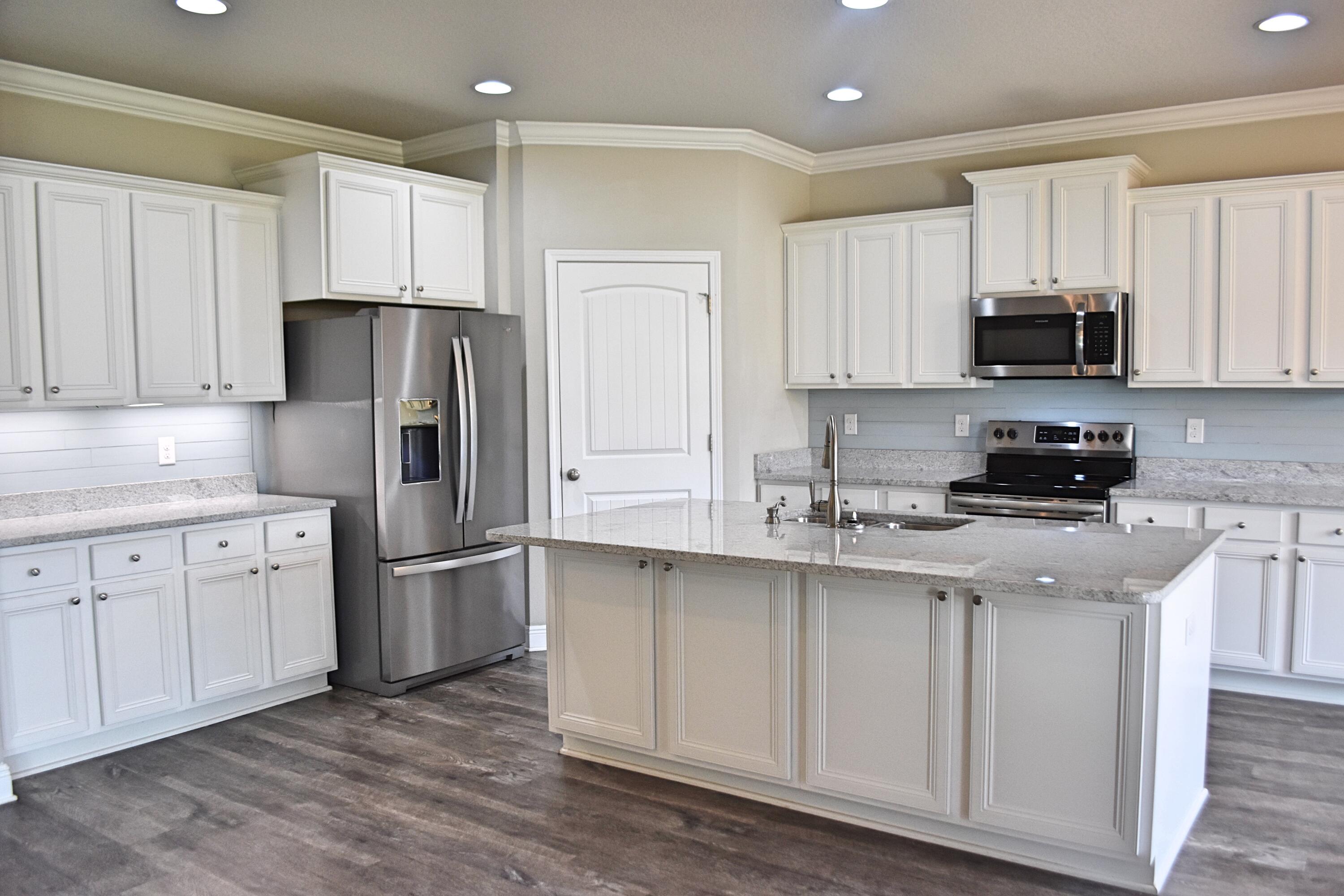 HAMMOCK BAY - Residential Lease