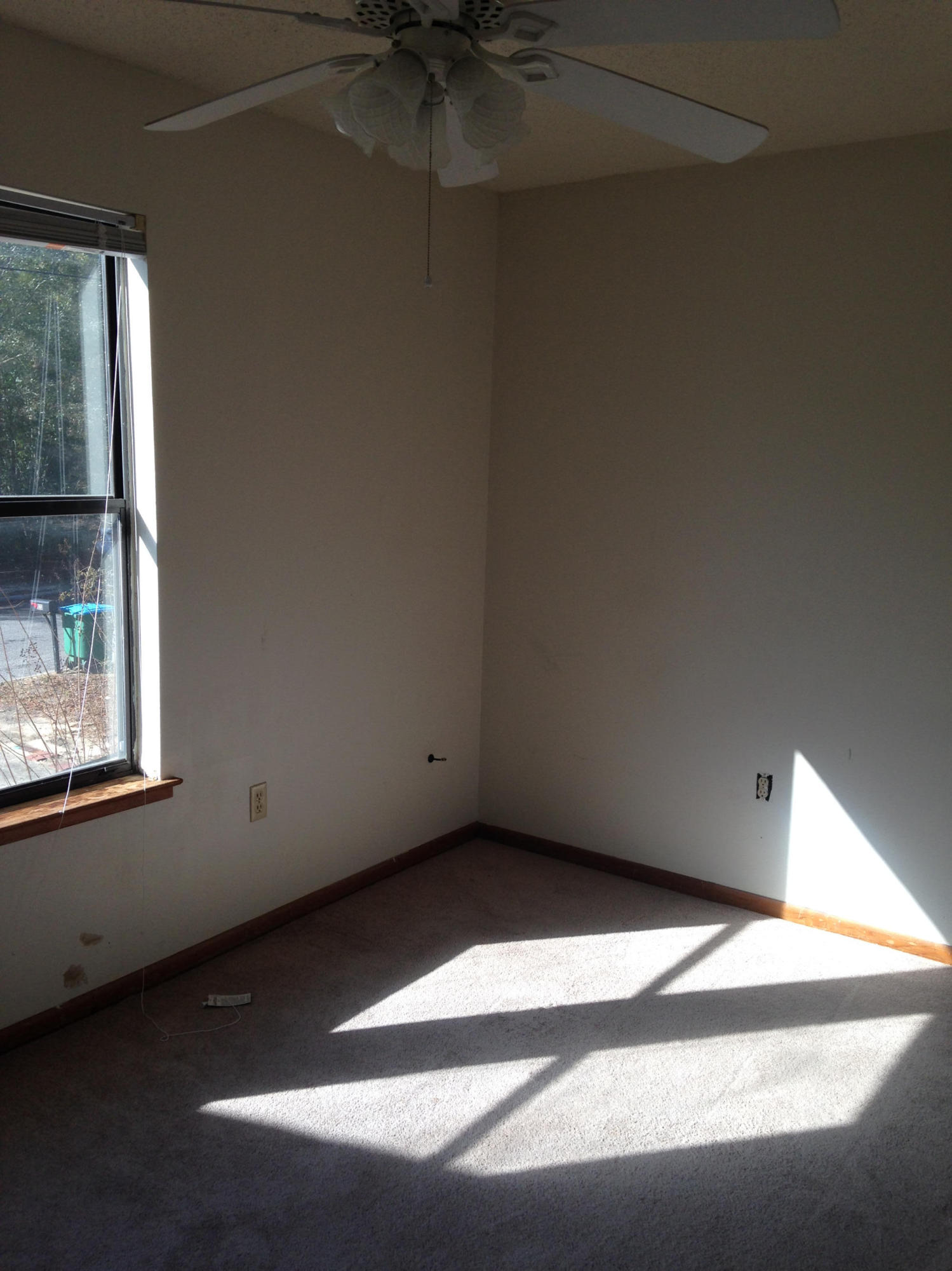 CRESTVIEW HEIGHTS 1ST ADDN - Residential