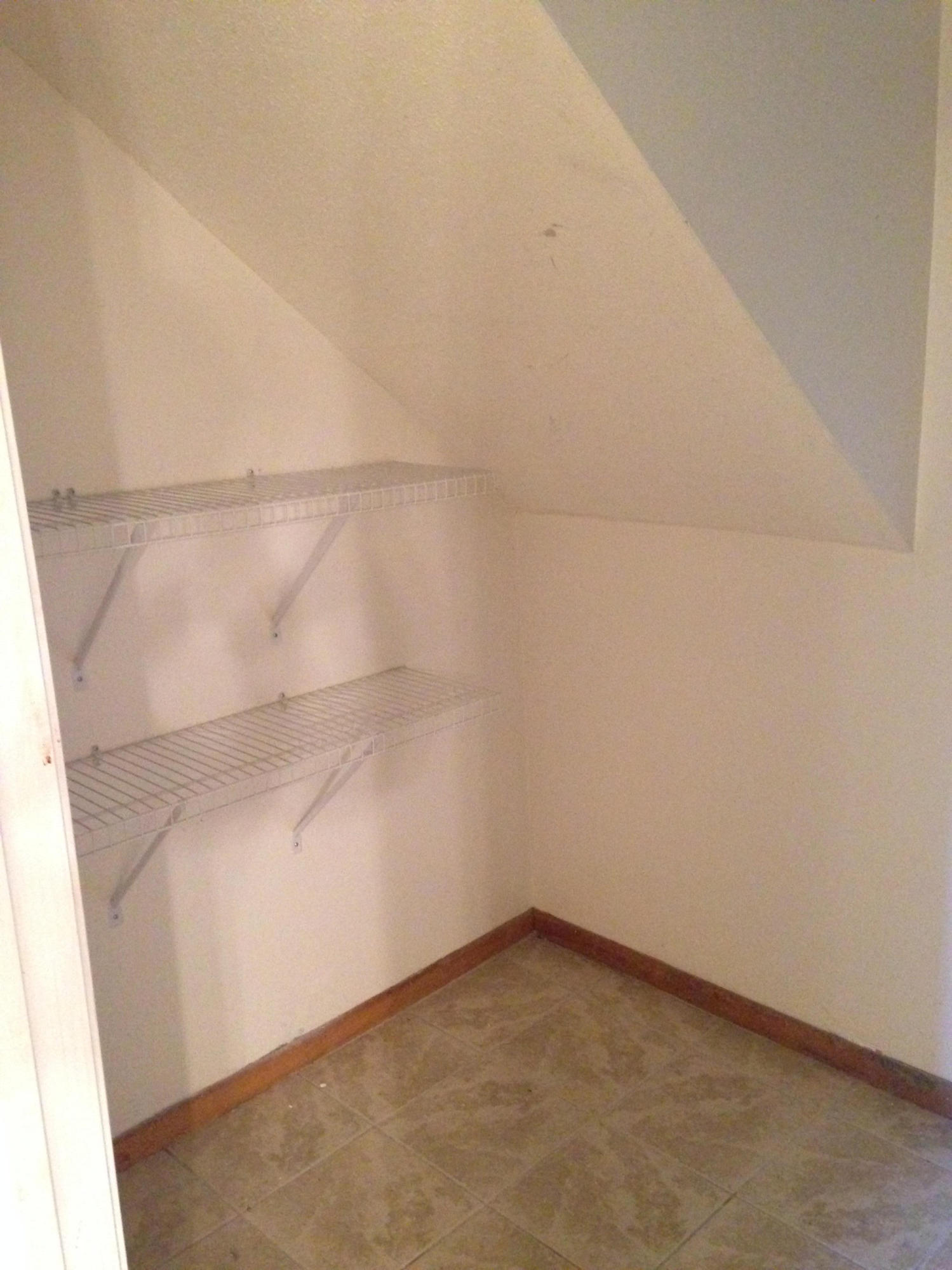 CRESTVIEW HEIGHTS 1ST ADDN - Residential