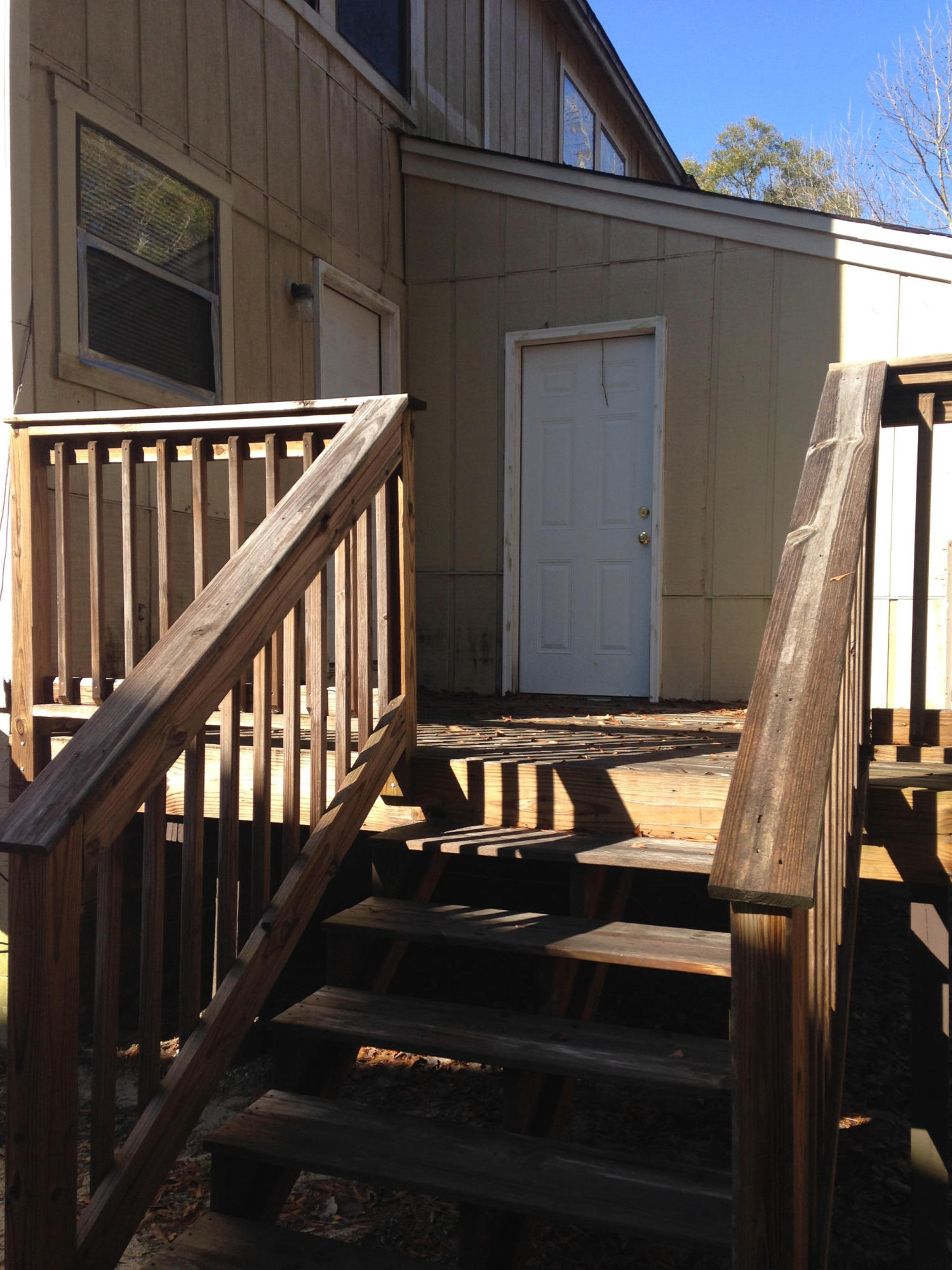 CRESTVIEW HEIGHTS 1ST ADDN - Residential