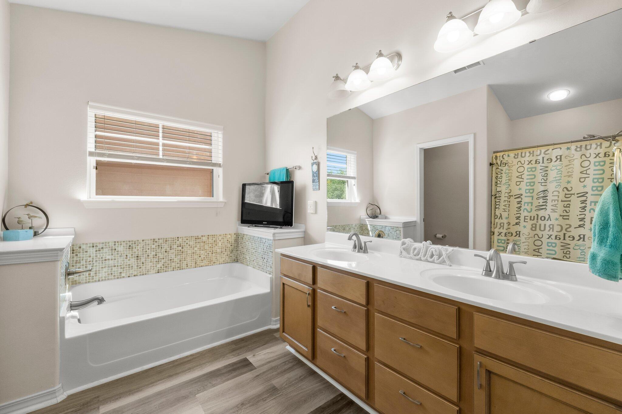 PLANTATION AT SANTA ROSA - Residential Lease