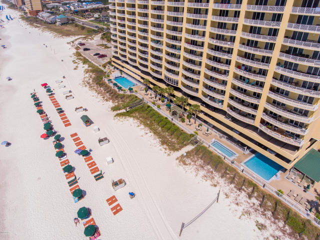 EMERALD ISLE - Residential