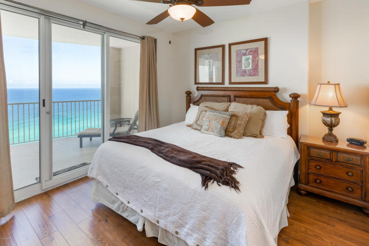 EMERALD ISLE - Residential