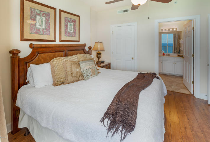 EMERALD ISLE - Residential