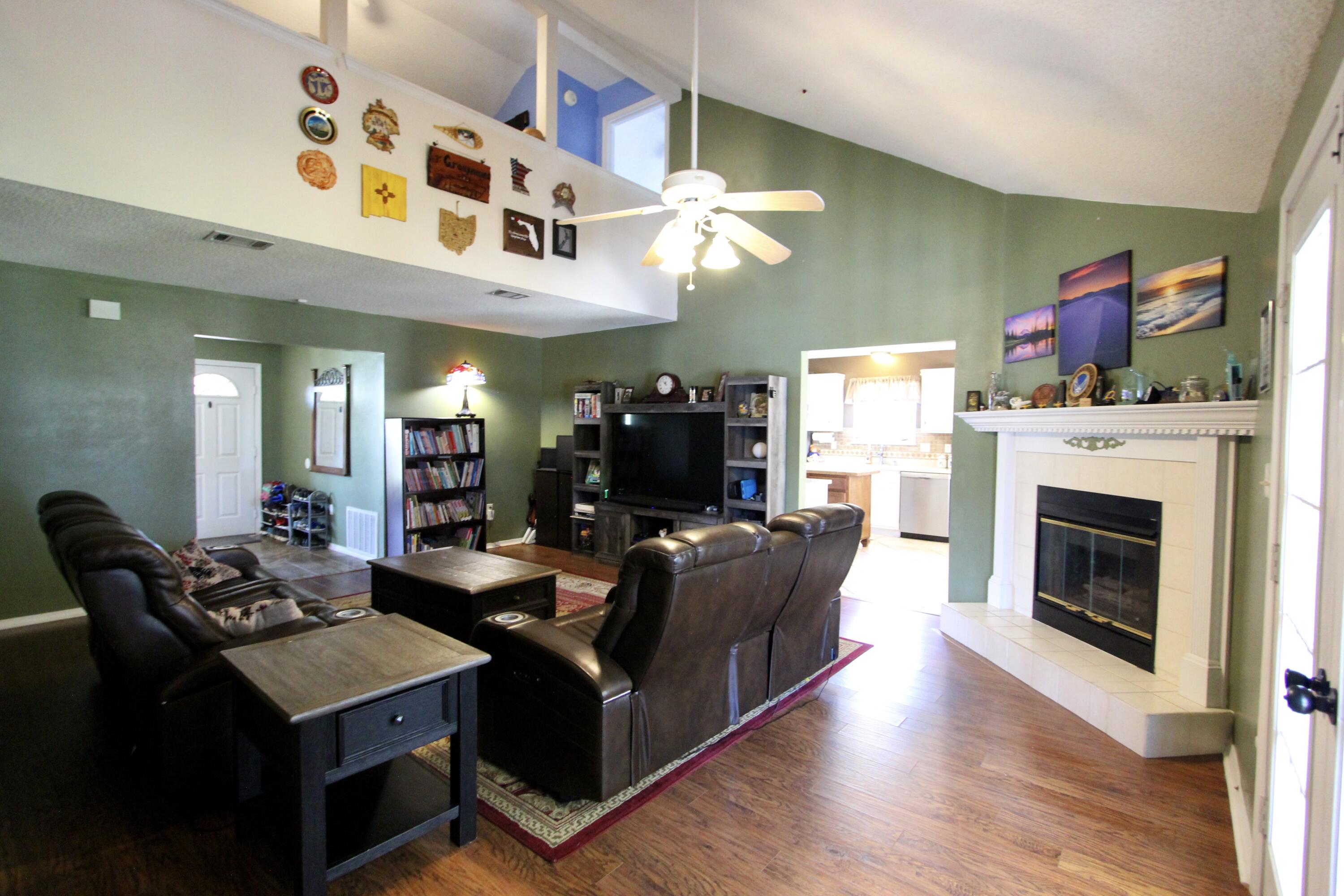 RIVERCHASE S/D PH 2 - Residential