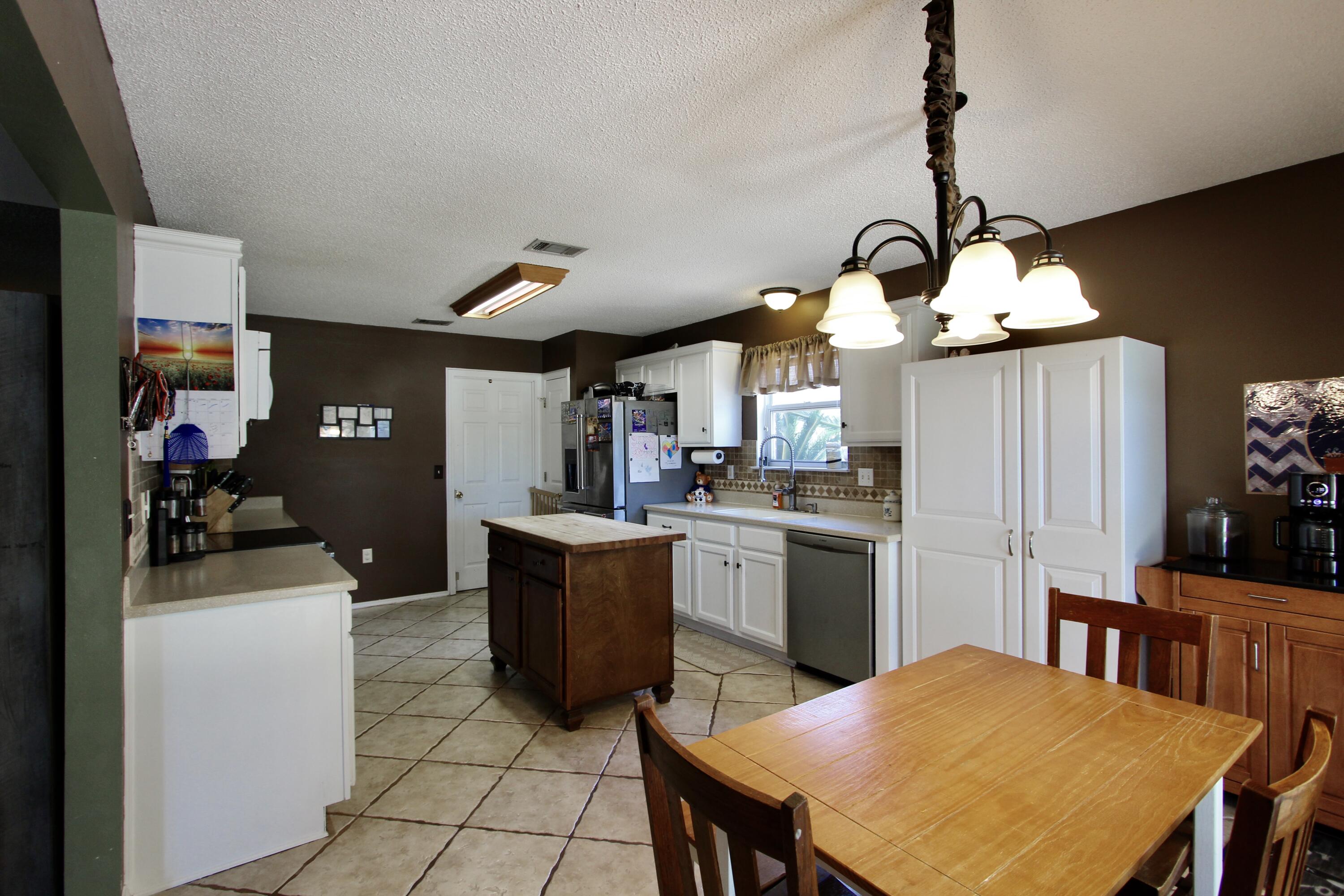 RIVERCHASE S/D PH 2 - Residential